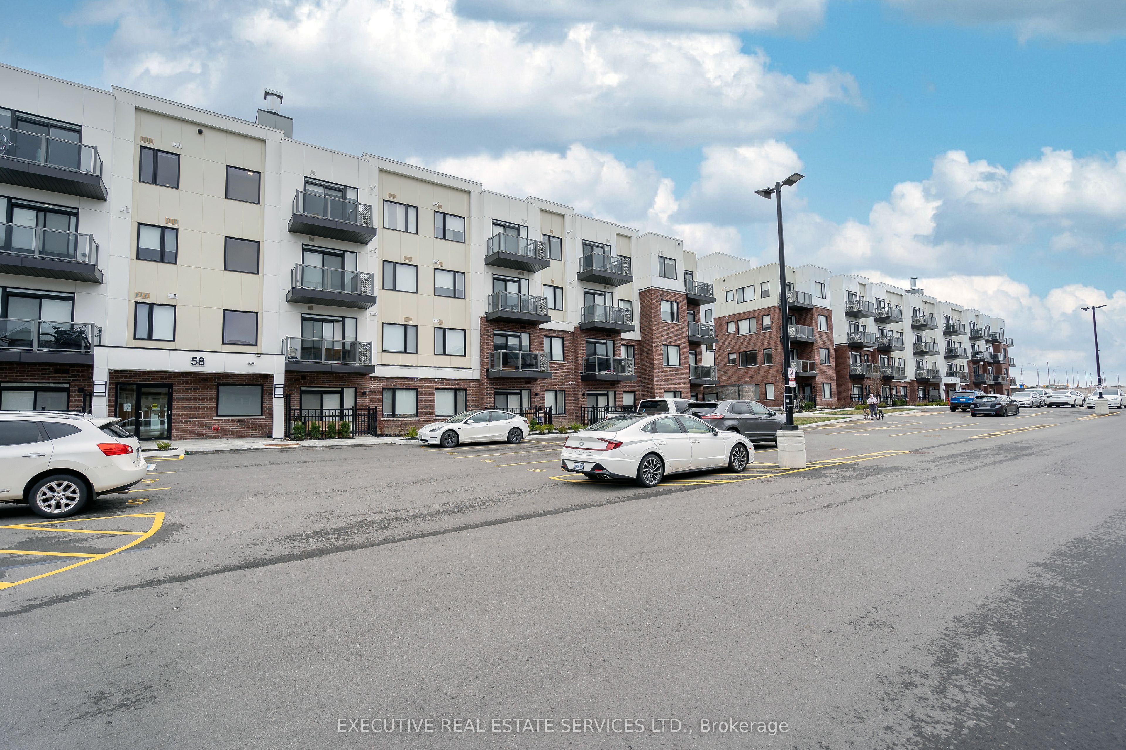 58 Sky Harbour Drive 402, Brampton, ON L6Y 6J1