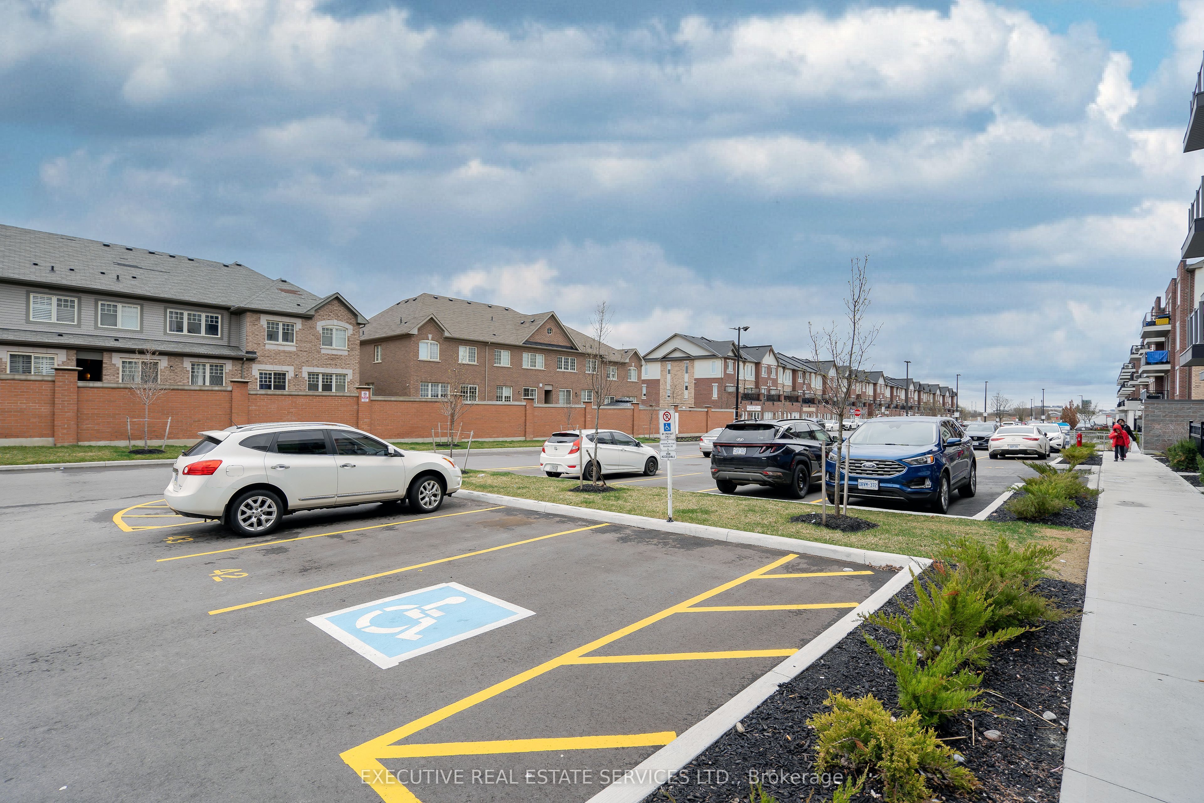 58 Sky Harbour Drive 402, Brampton, ON L6Y 6J1 photo 5