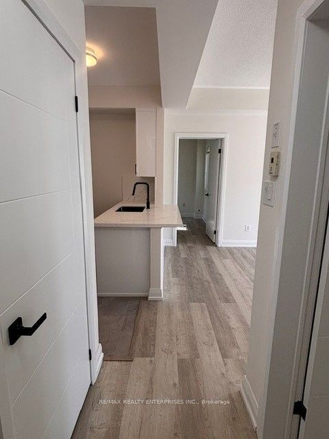 5035 Oscar Peterson Boulevard 106, Mississauga, ON L5M 0P4 photo 5