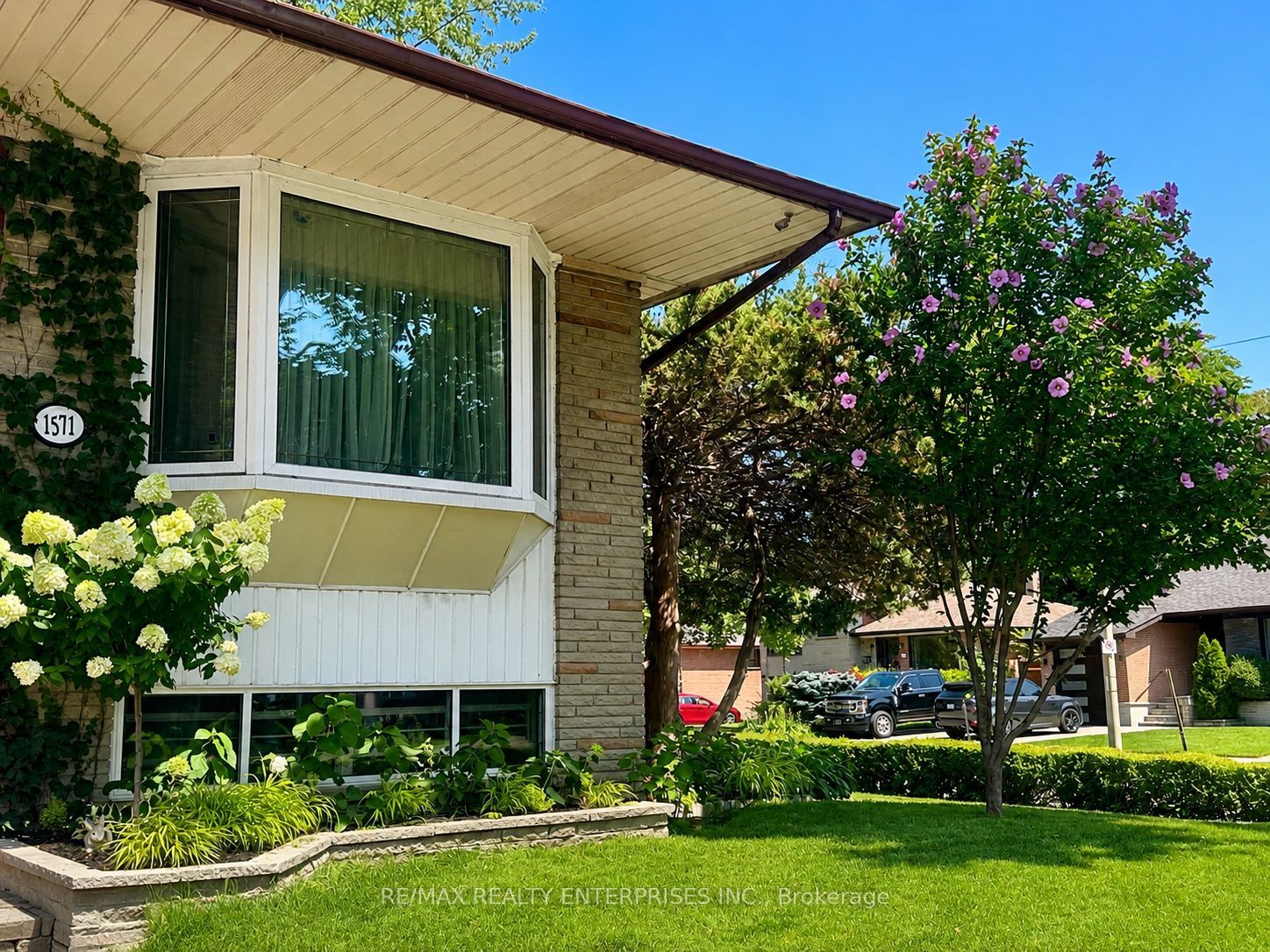 1571 Muir Road, Mississauga, ON L5E 2J3 photo 5