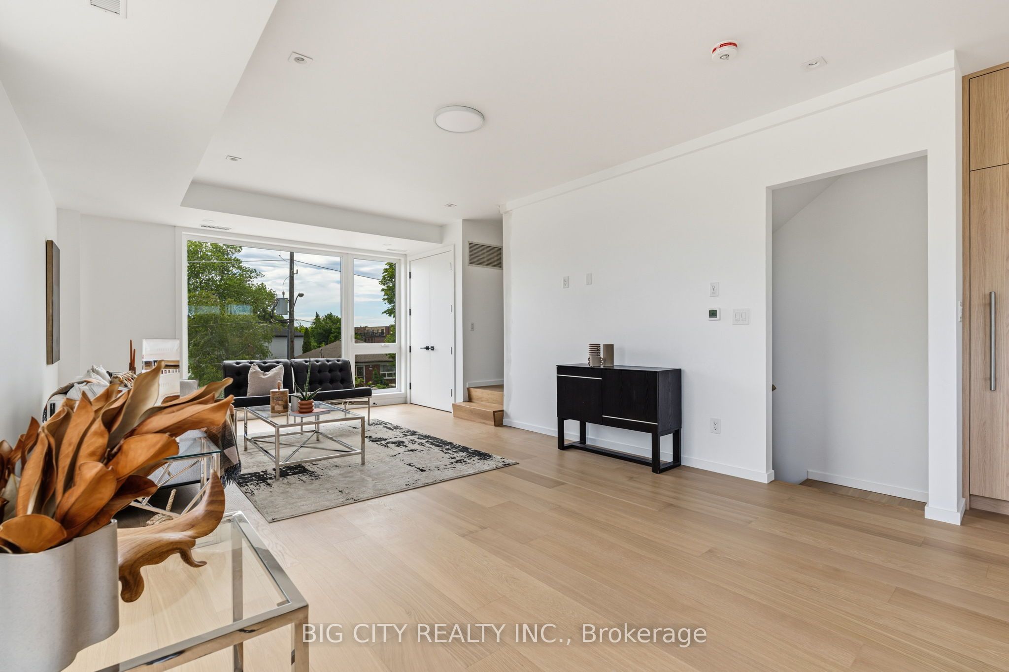 276 Lanor Avenue 3, Toronto, ON M8W 2P9 photo 5