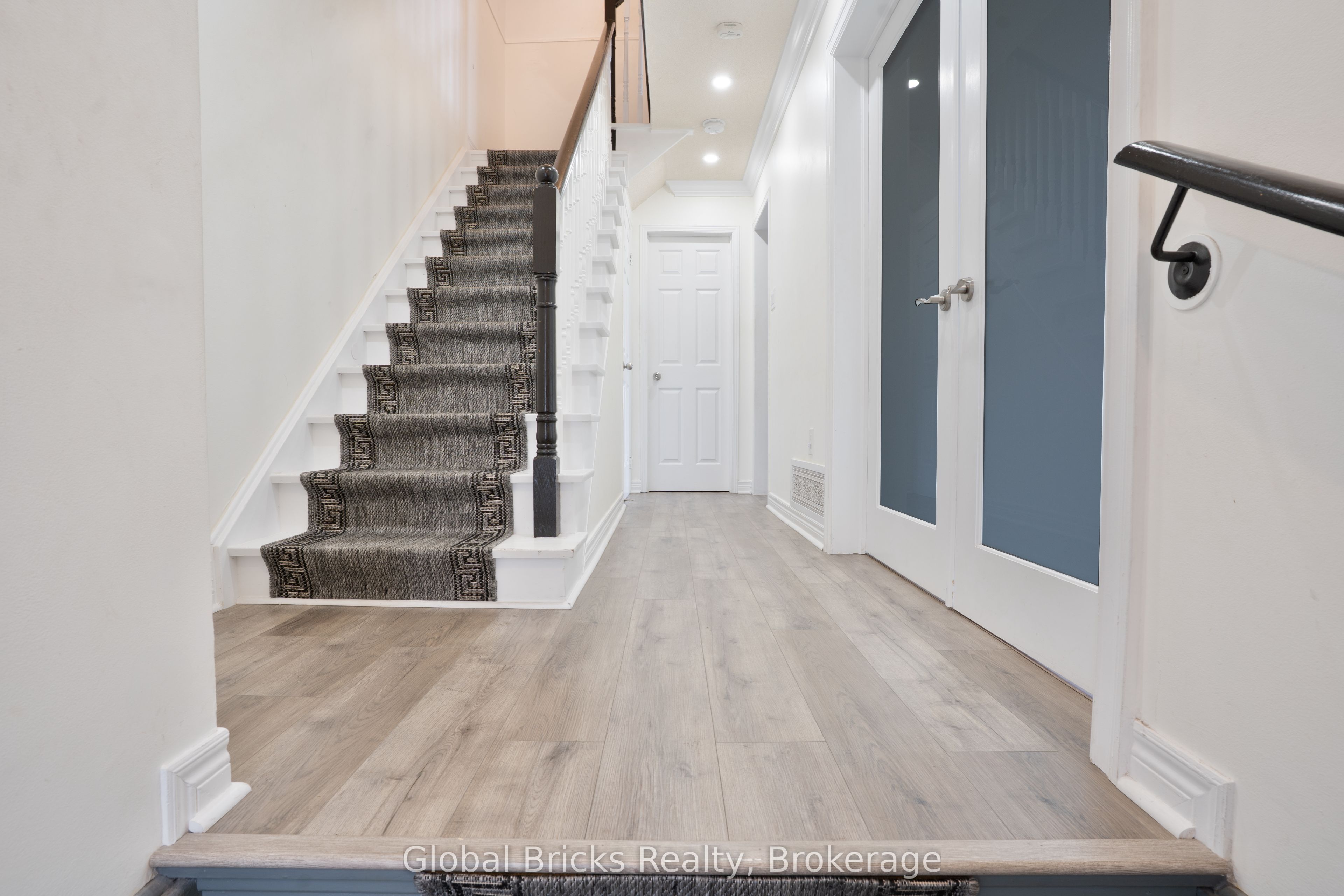 85 Millstone Drive, Brampton, ON L6Y 4P5 photo 4