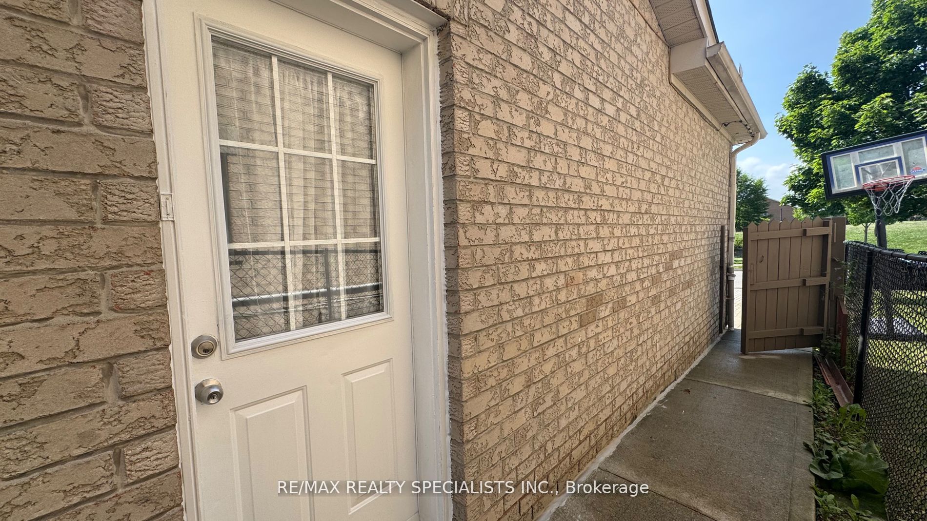 3 Lennon Trail Lower 2-B, Brampton, ON L6Y 5P9 photo 2
