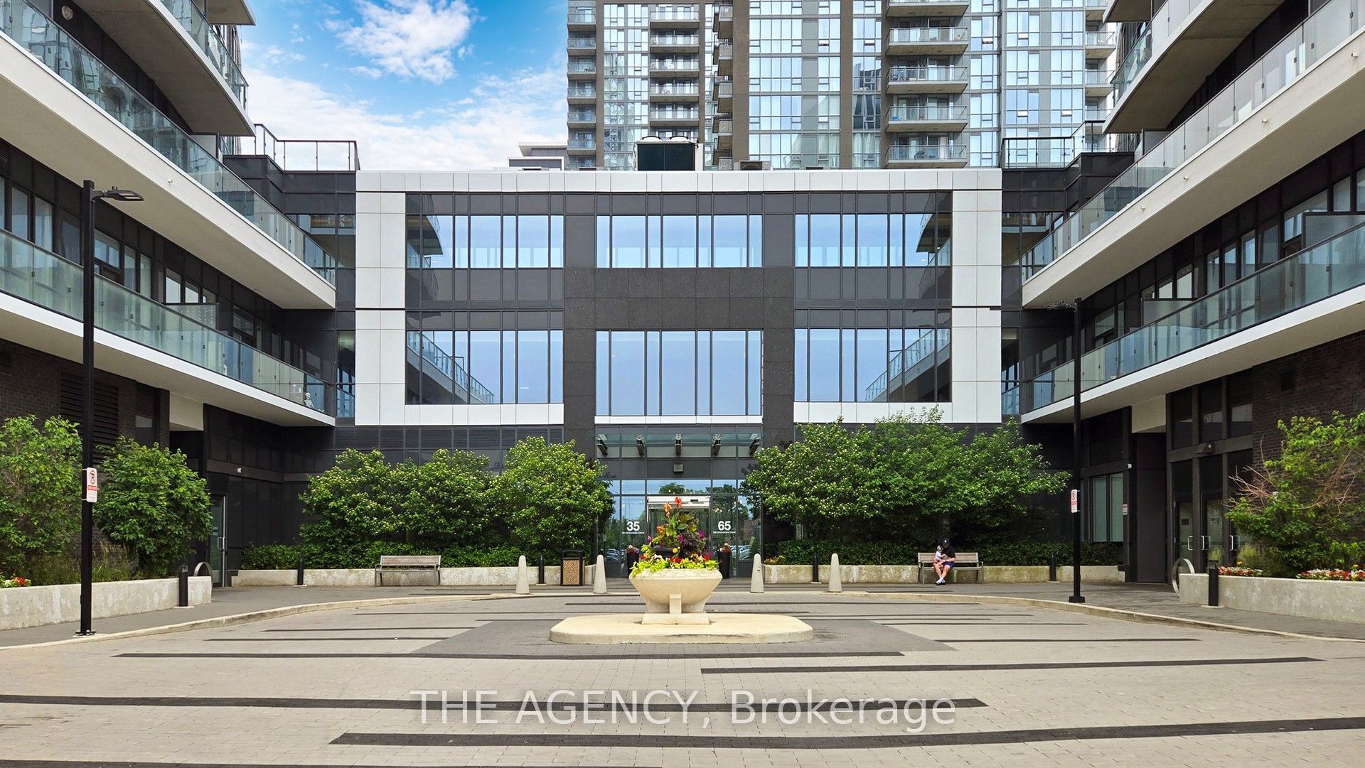 35 Watergarden Drive 820, Mississauga, ON L5R 0G8 photo 3