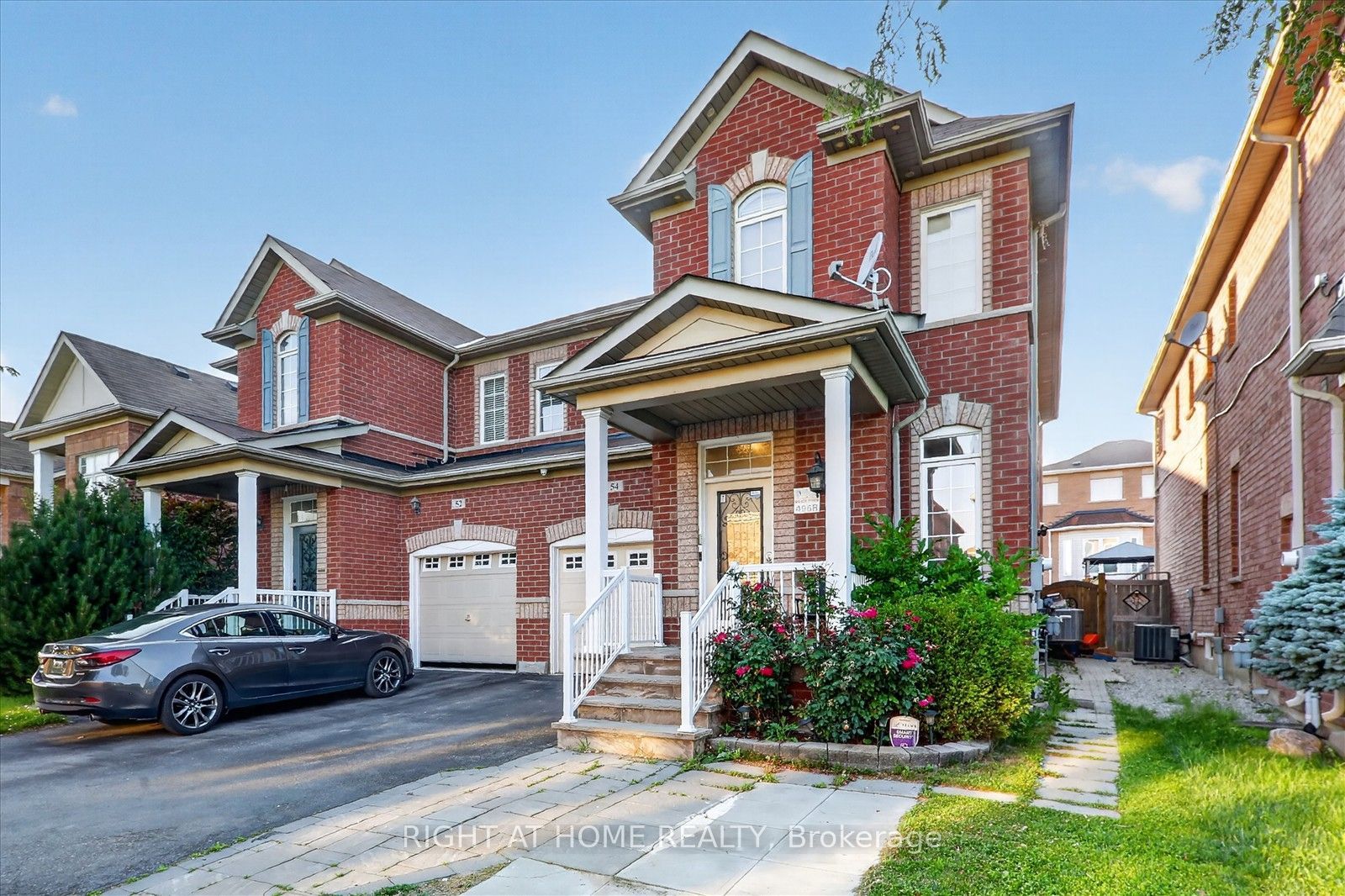 54 Boundbrook Drive, Brampton, ON L7A 0L9 photo 2
