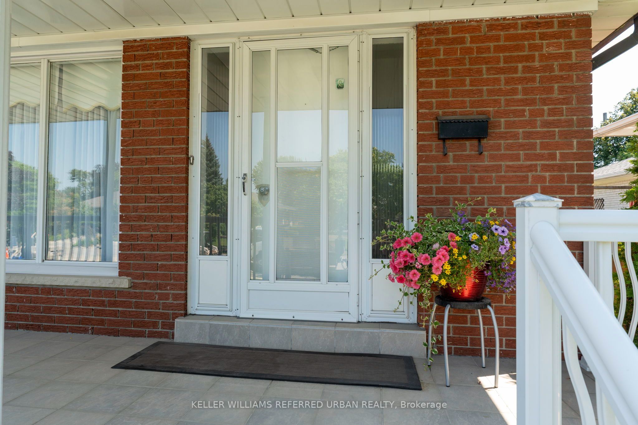 19 Groverdale Road, Toronto, ON M9C 3M7 photo 4