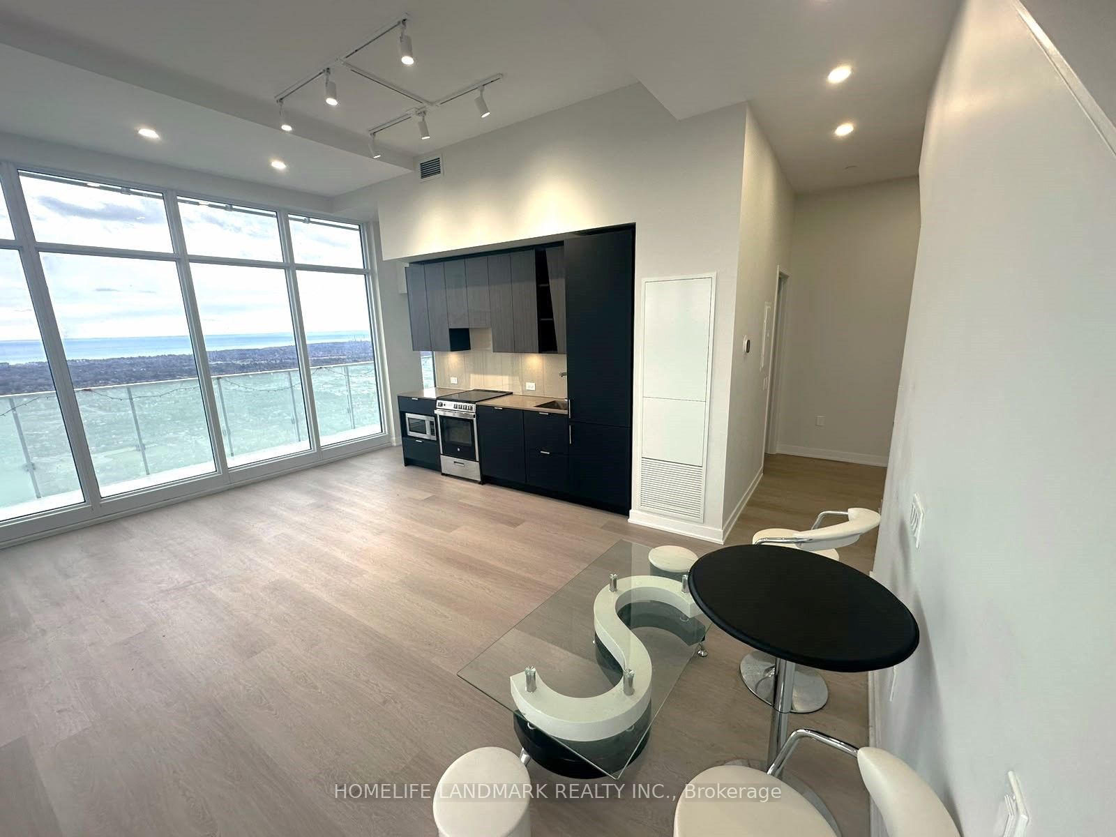 3883 Quartz Road 6005, Mississauga, ON L5B 0M4 photo 5