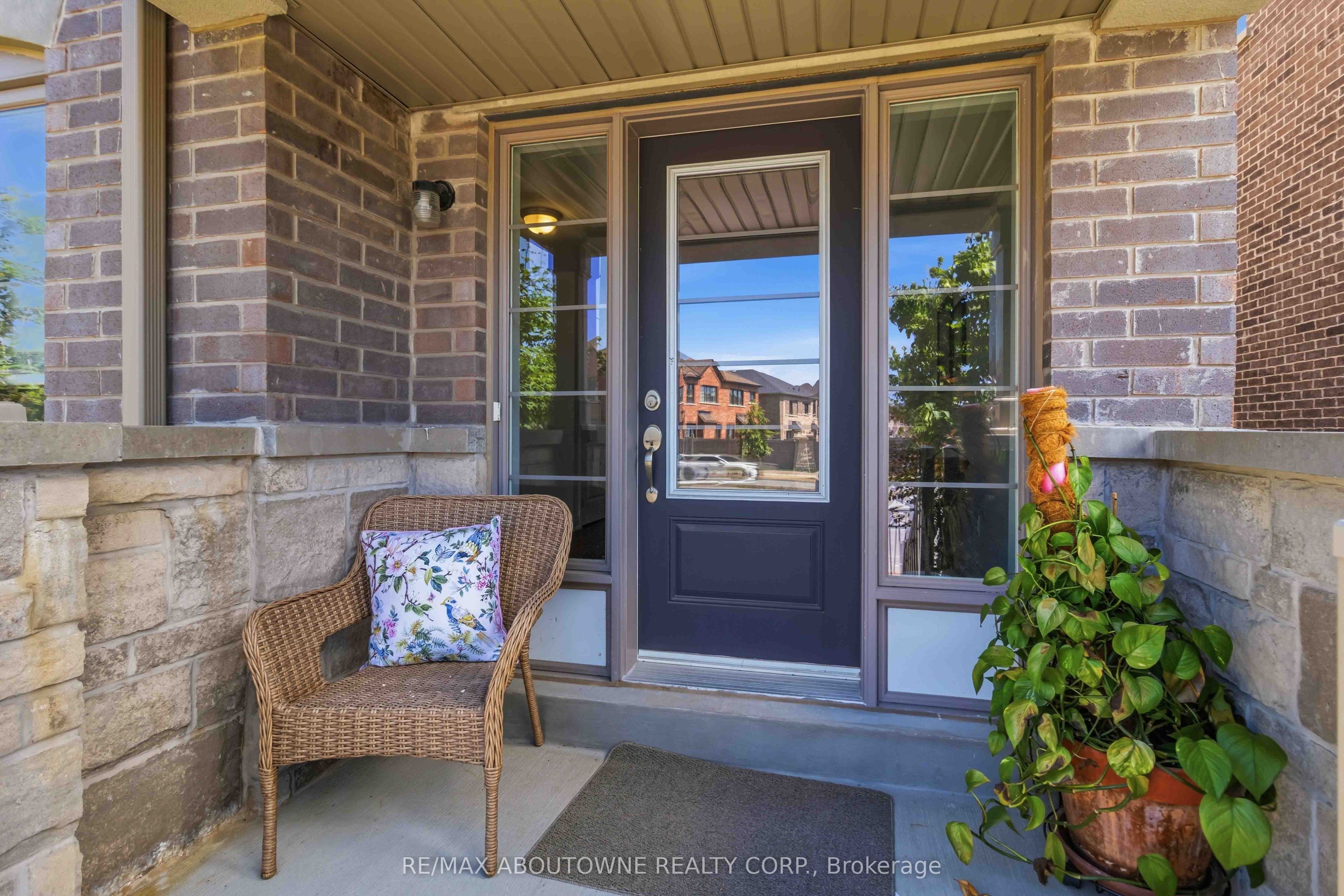14 Summerbeam Way, Brampton, ON L6Y 6K5 photo 3