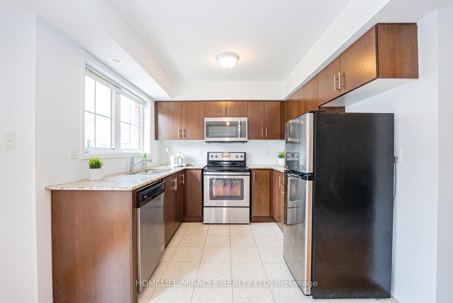 2476 Post Road 3, Oakville, ON L6H 0K1 photo 3