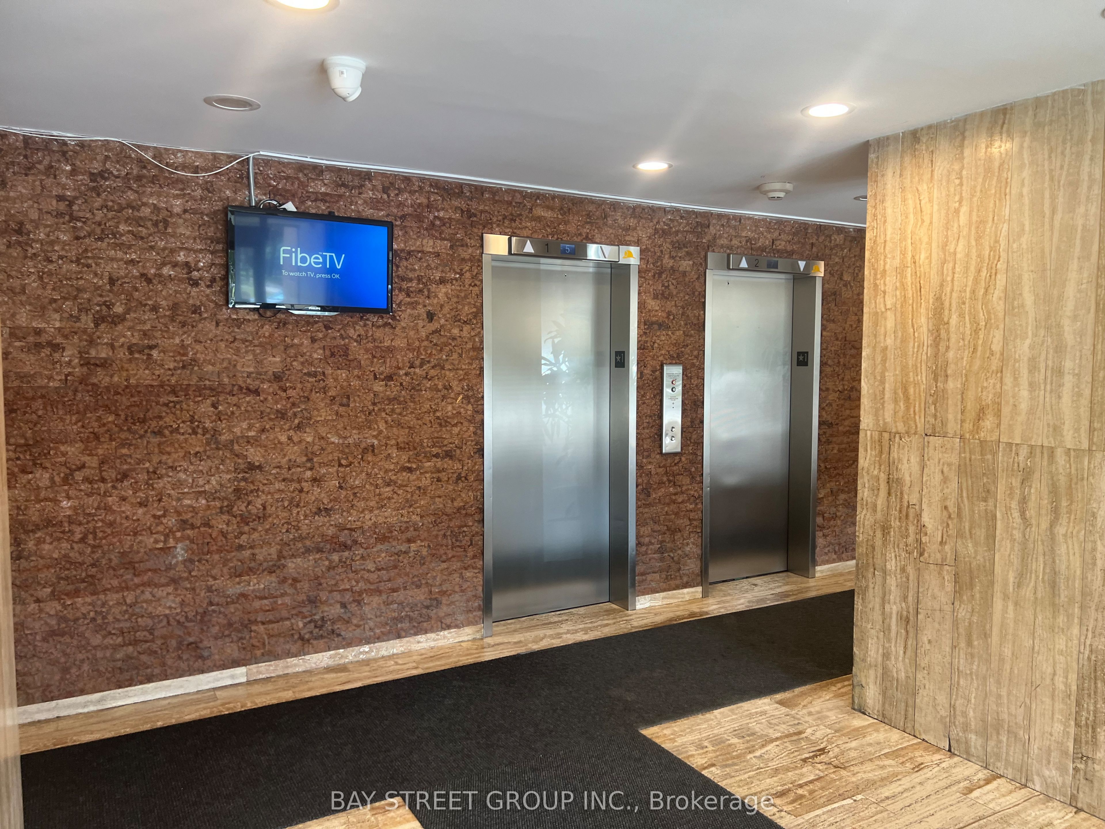 345 Driftwood Avenue 904, Toronto, ON M3N 2P4 photo 4