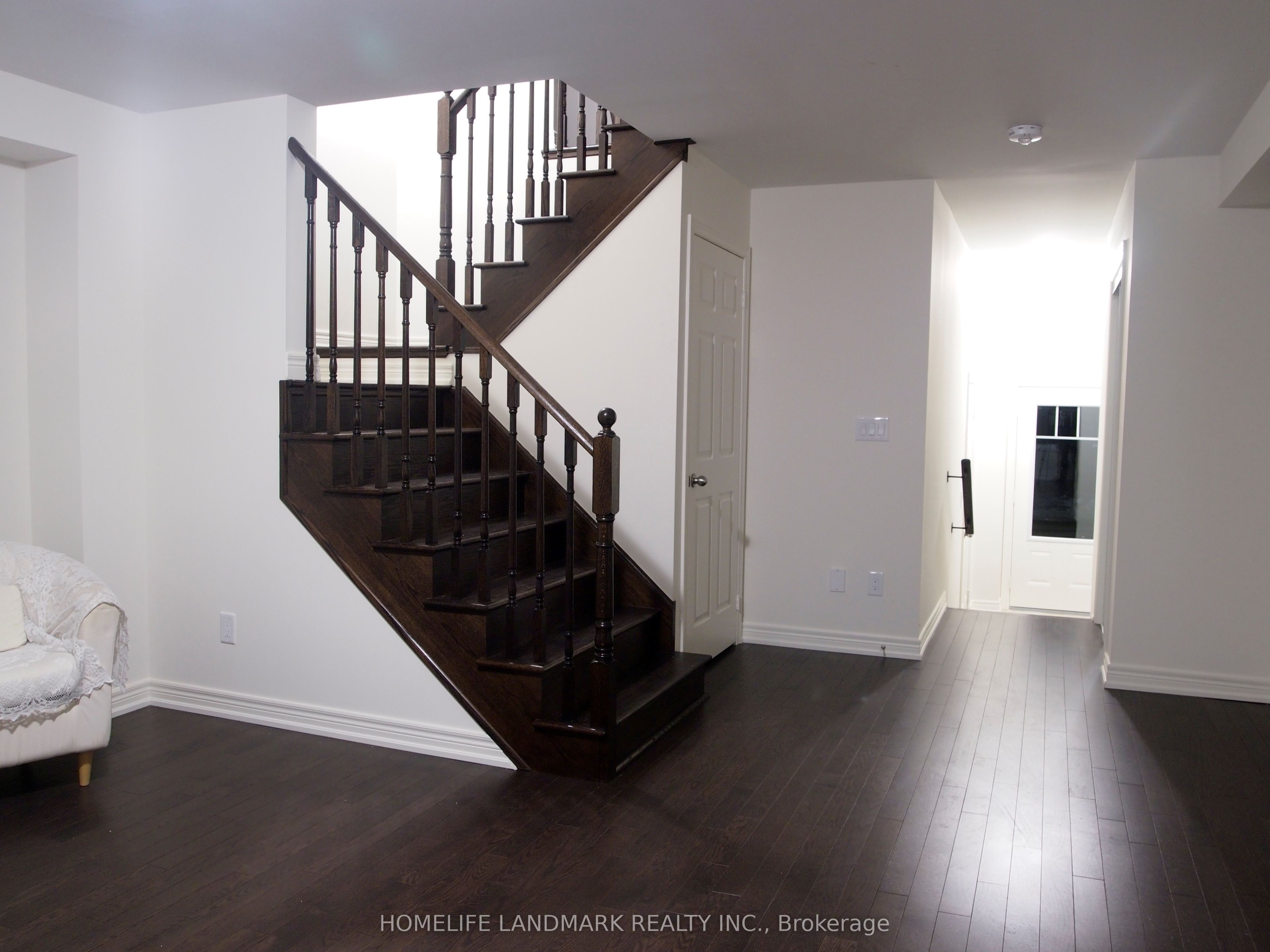 3944 Tufgar Crescent, Burlington, ON L7M 1P8 photo 3
