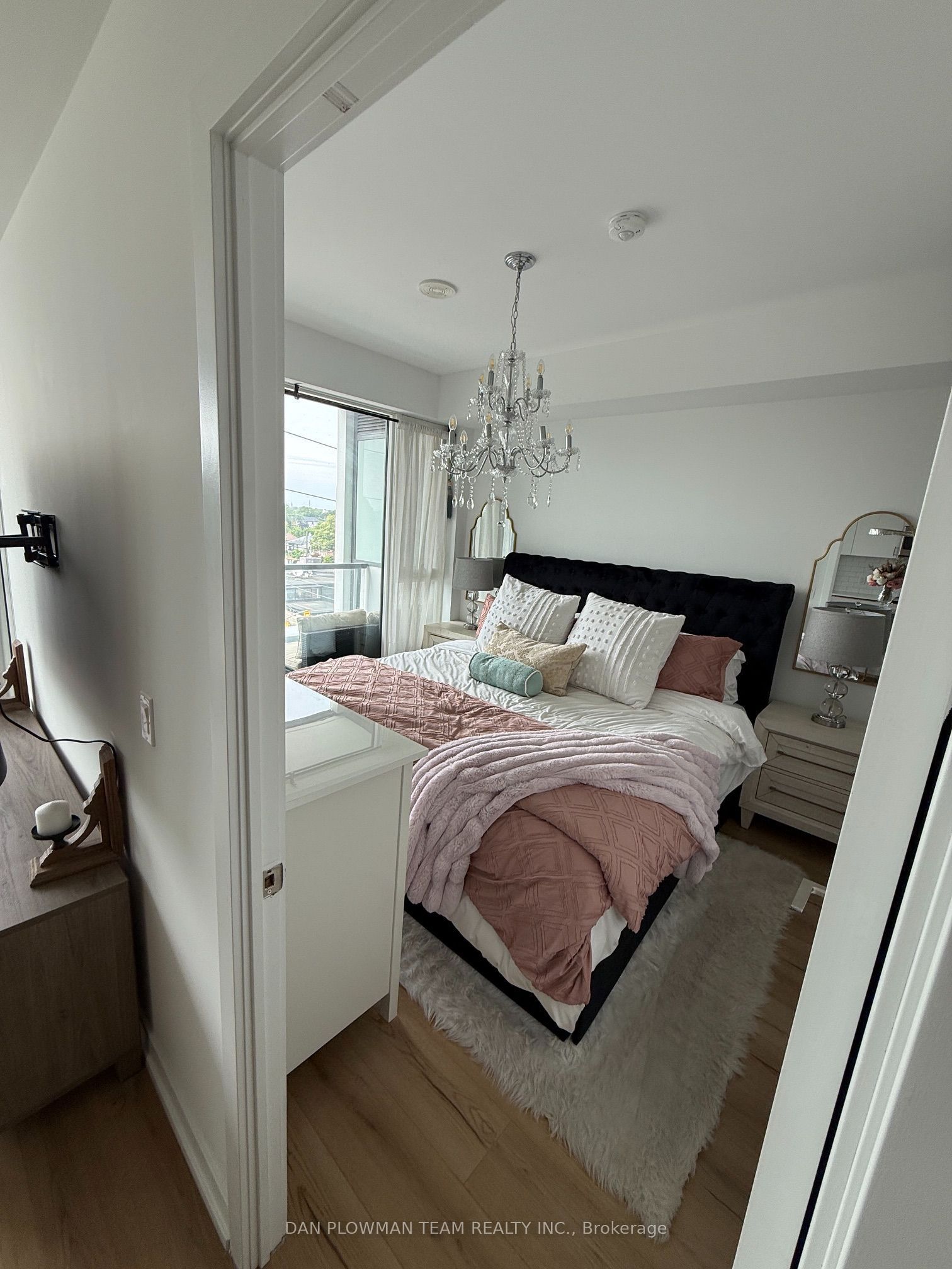 1195 The Queensway 405, Toronto, ON M8Z 0H1 photo 5