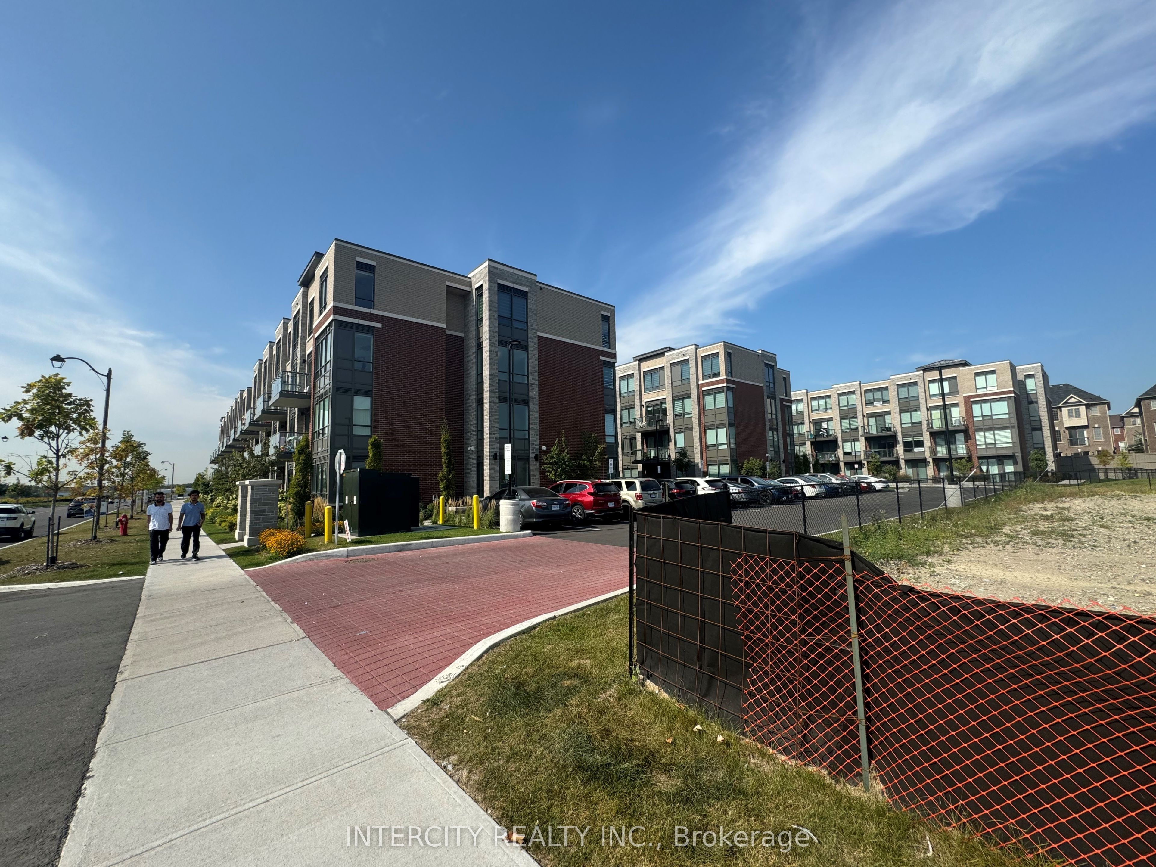 85 Attmar Drive 138, Brampton, ON L6P 0Y6 photo 2