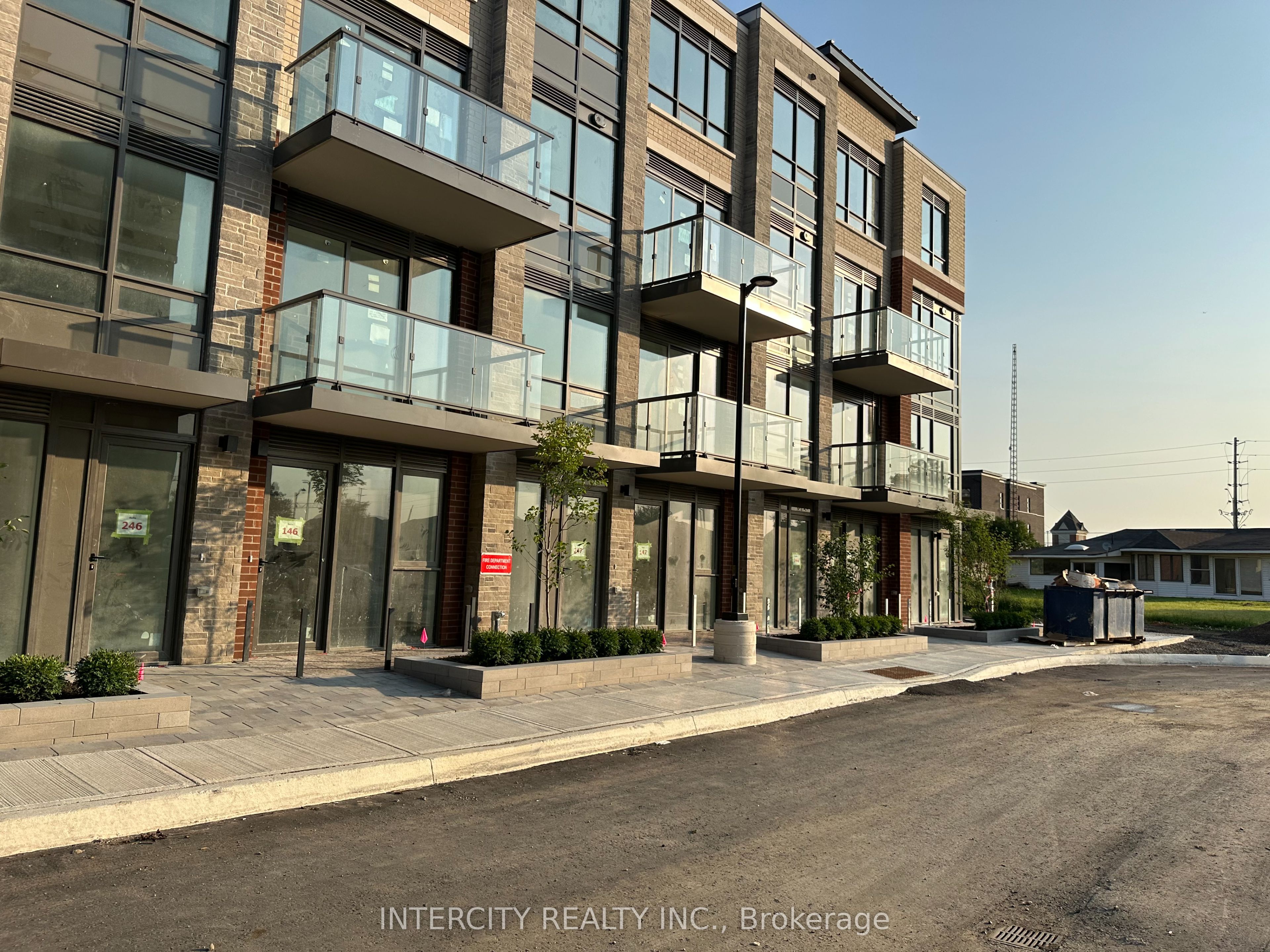 85 Attmar Drive 138, Brampton, ON L6P 0Y6 photo 4