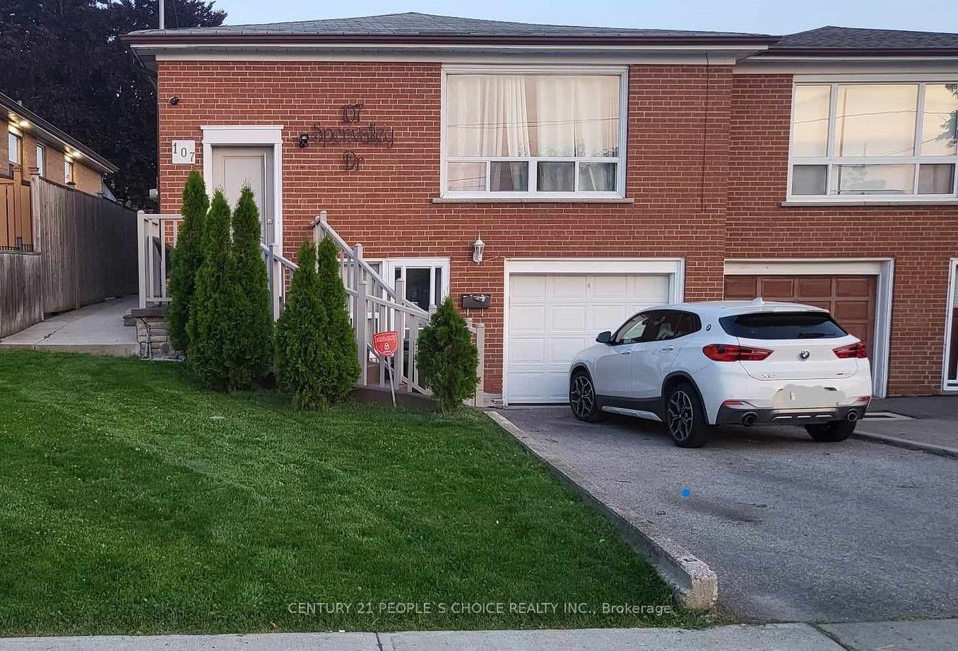 107 Spenvalley Drive Bsmt, Toronto, ON M3L 1Z4
