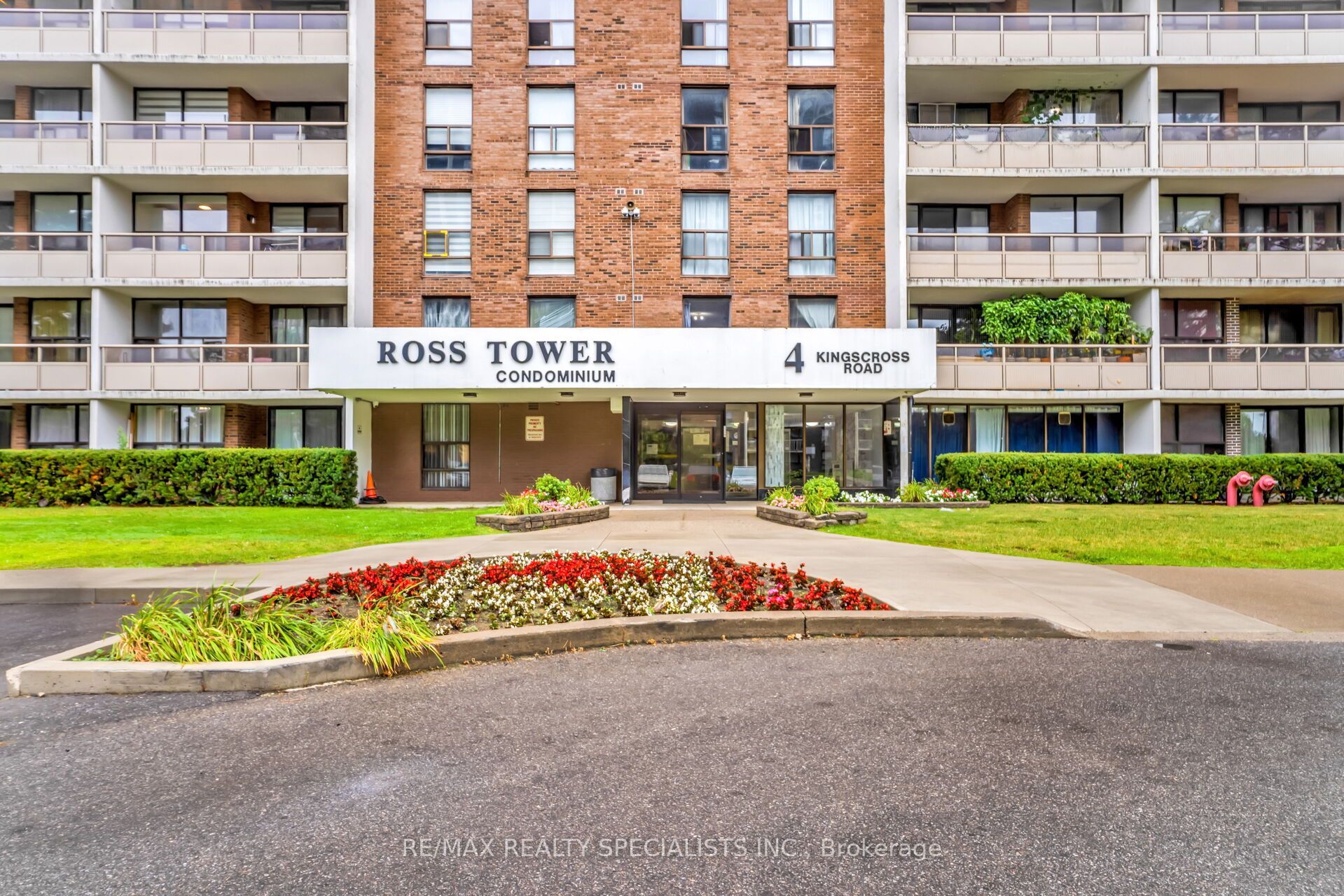 4 Kings Cross Road 1008, Brampton, ON L6T 3X8 photo 4