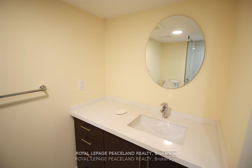 1855 Pilgrims Way, Oakville, ON L6M 1X2 photo 5