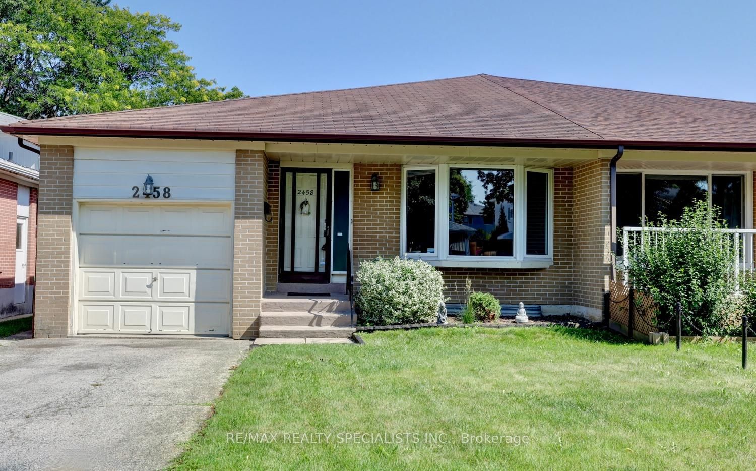2458 Barcella Crescent, Mississauga, ON L5K 1E2