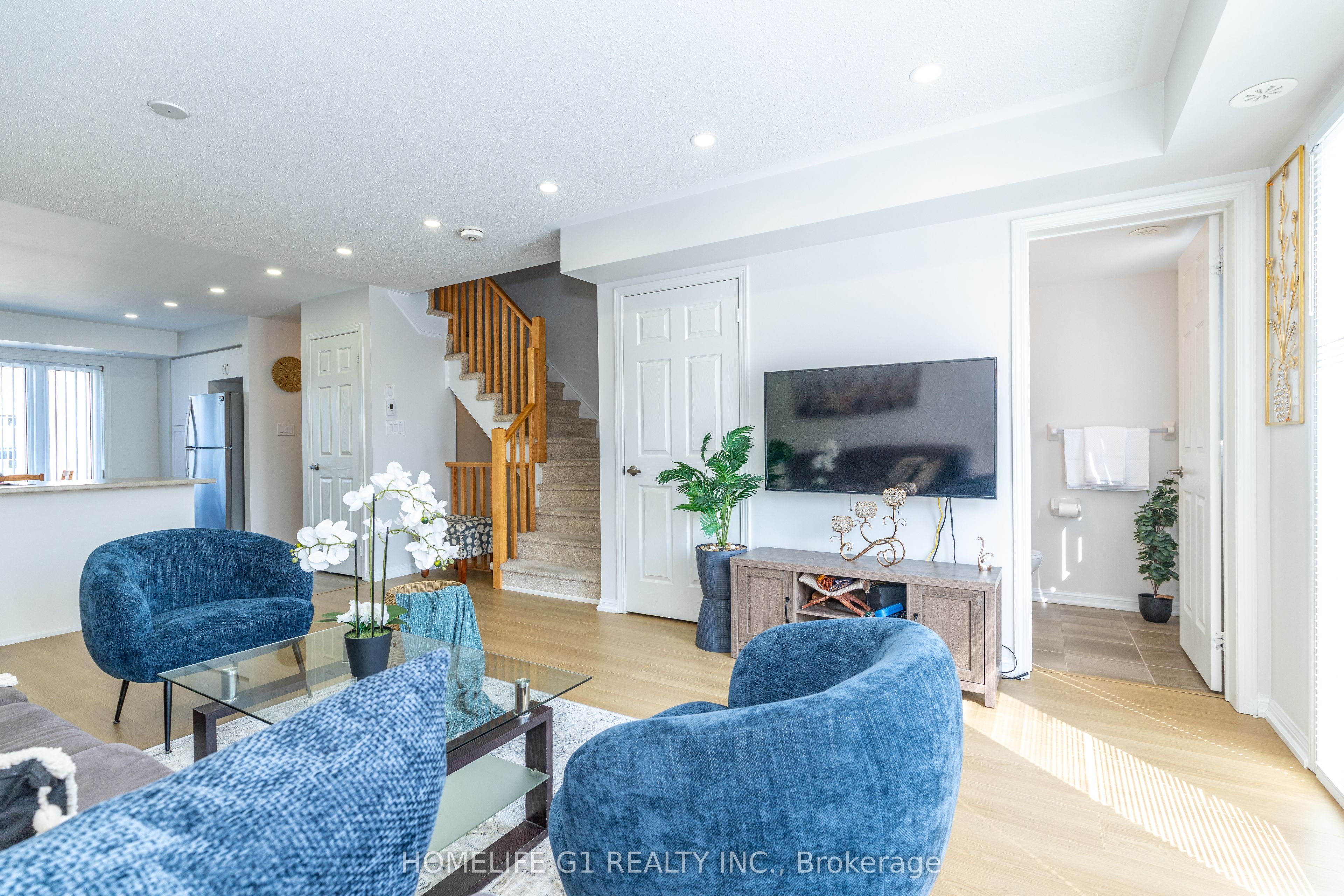 250 Sunny Meadow Boulevard 45, Brampton, ON L6R 3Y7 photo 3