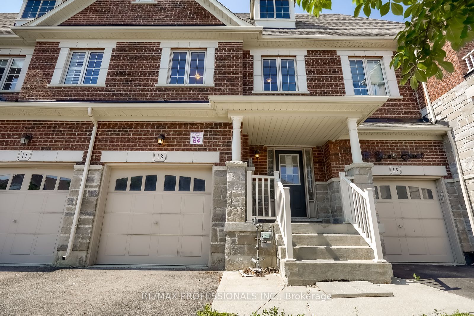 13 Yately Street, Brampton, ON L7A 4R9 photo 4