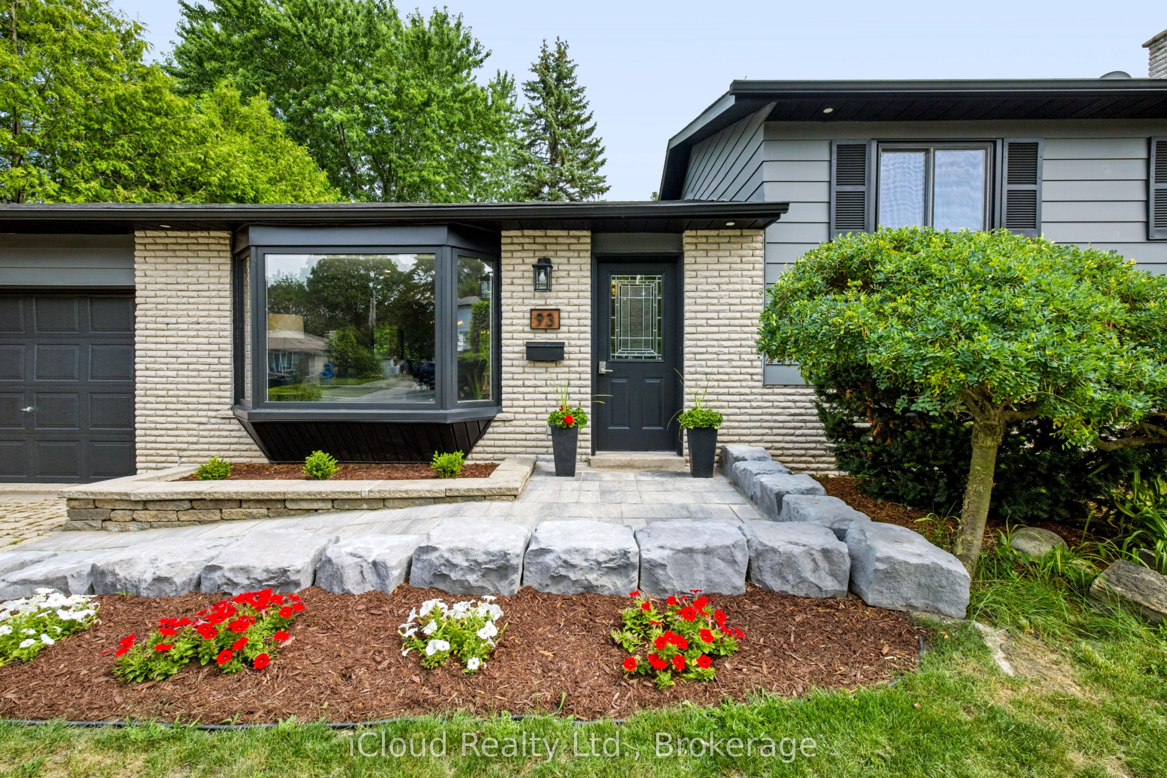 93 Church Street, Orangeville, ON L9W 1P3