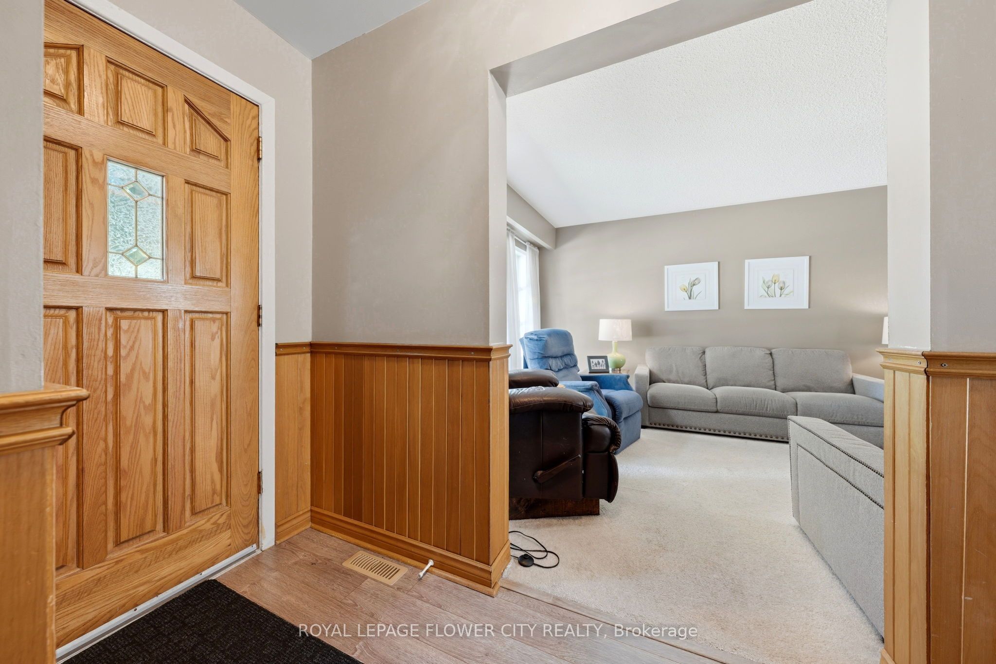 132 Fallingdale Crescent, Brampton, ON L6T 3J6 photo 4