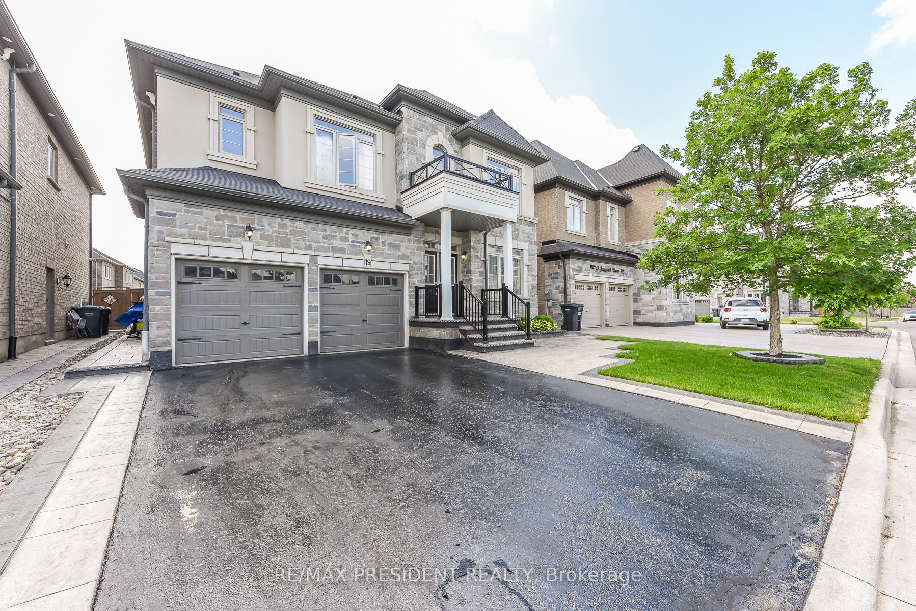 19 Jaypeak Road, Brampton, ON L6P 4J8