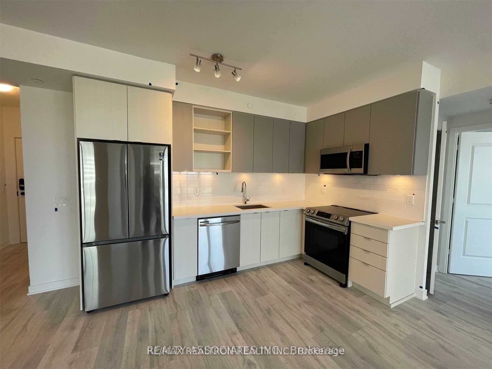 4675 Metcalfe Avenue 509, Mississauga, ON L5M 0Z8 photo 5