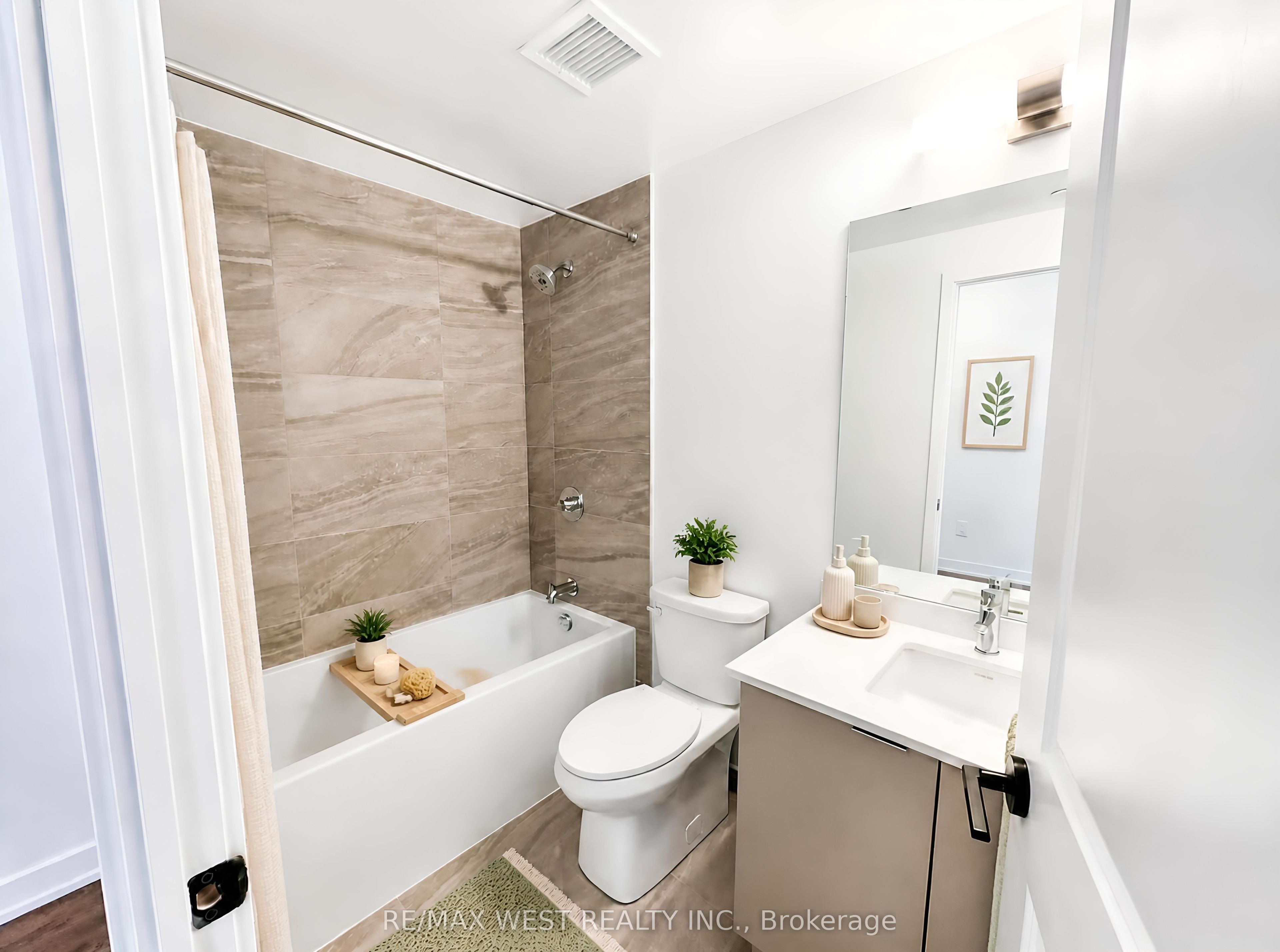 2075 Lakeshore Road 310, Burlington, ON L7R 1E2 photo 4