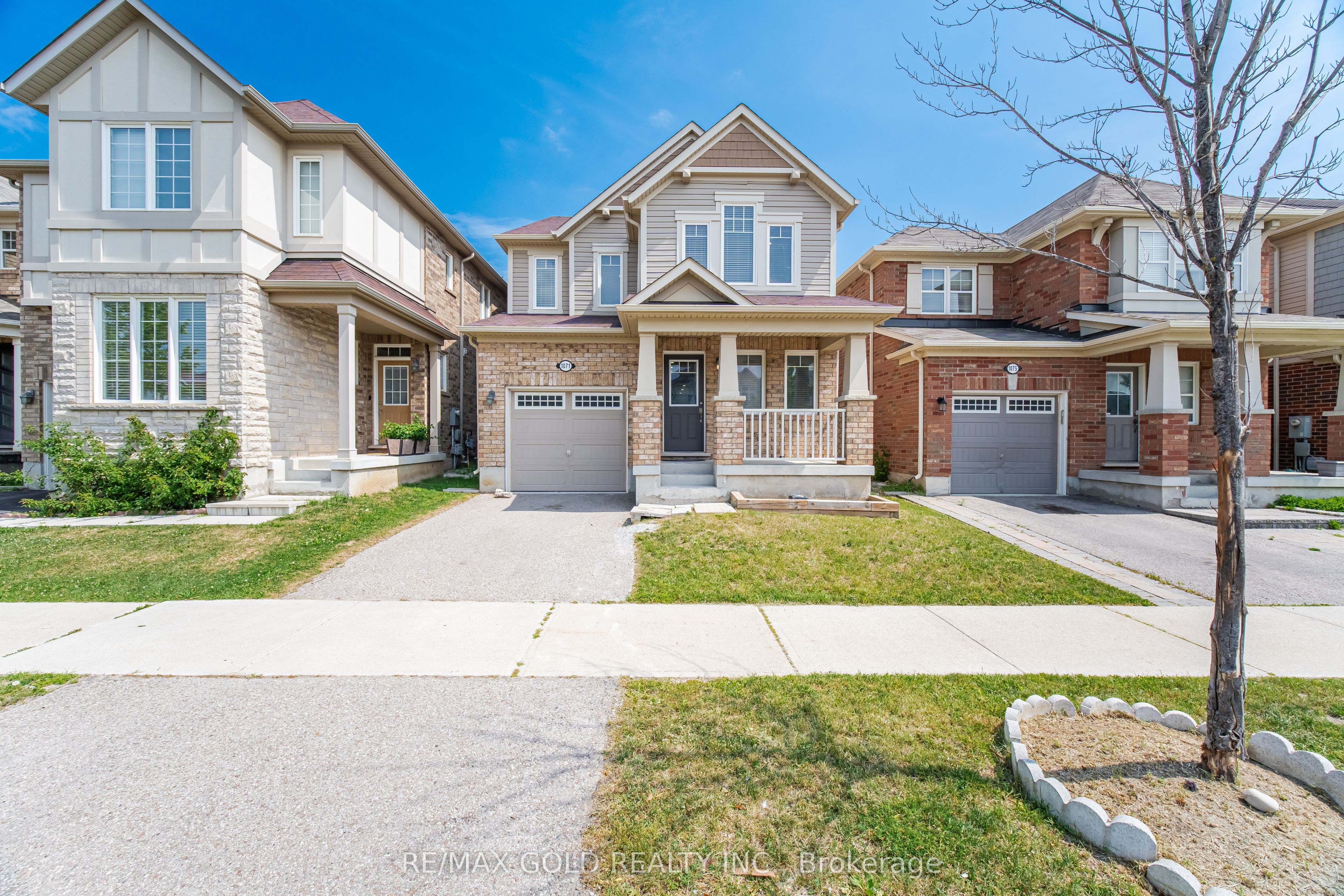1071 Savoline Boulevard, Milton, ON L9T 8N9