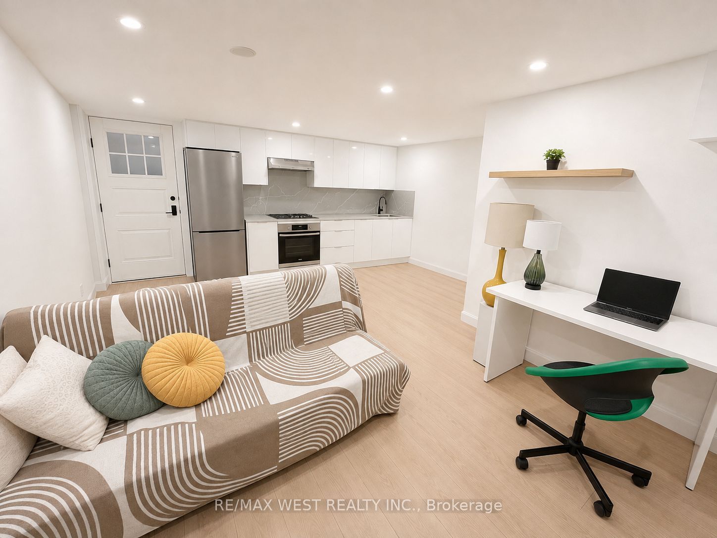 202 Perth Avenue 5, Toronto, ON M6P 3X8 photo 2