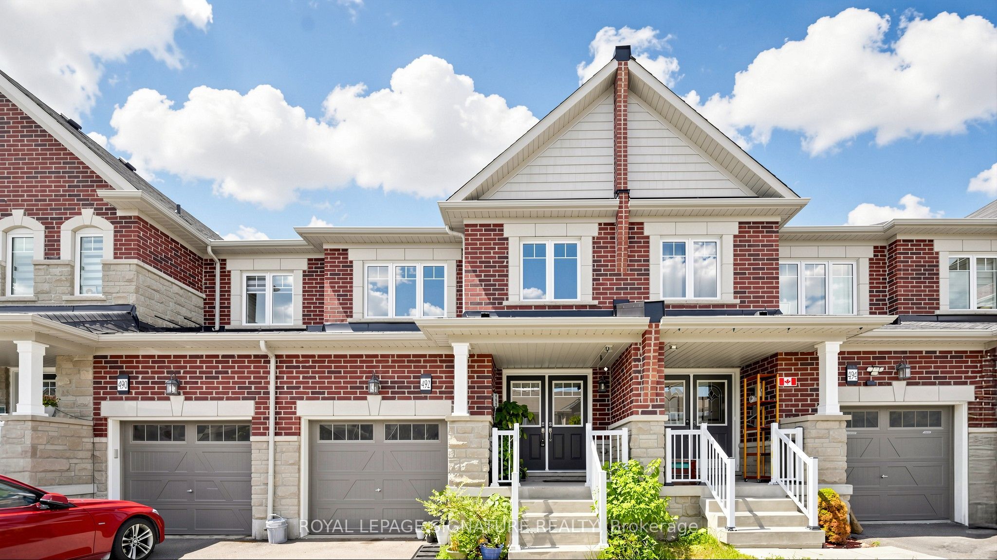 492 Queen Mary Drive, Brampton, ON L7A 0C7 photo 2