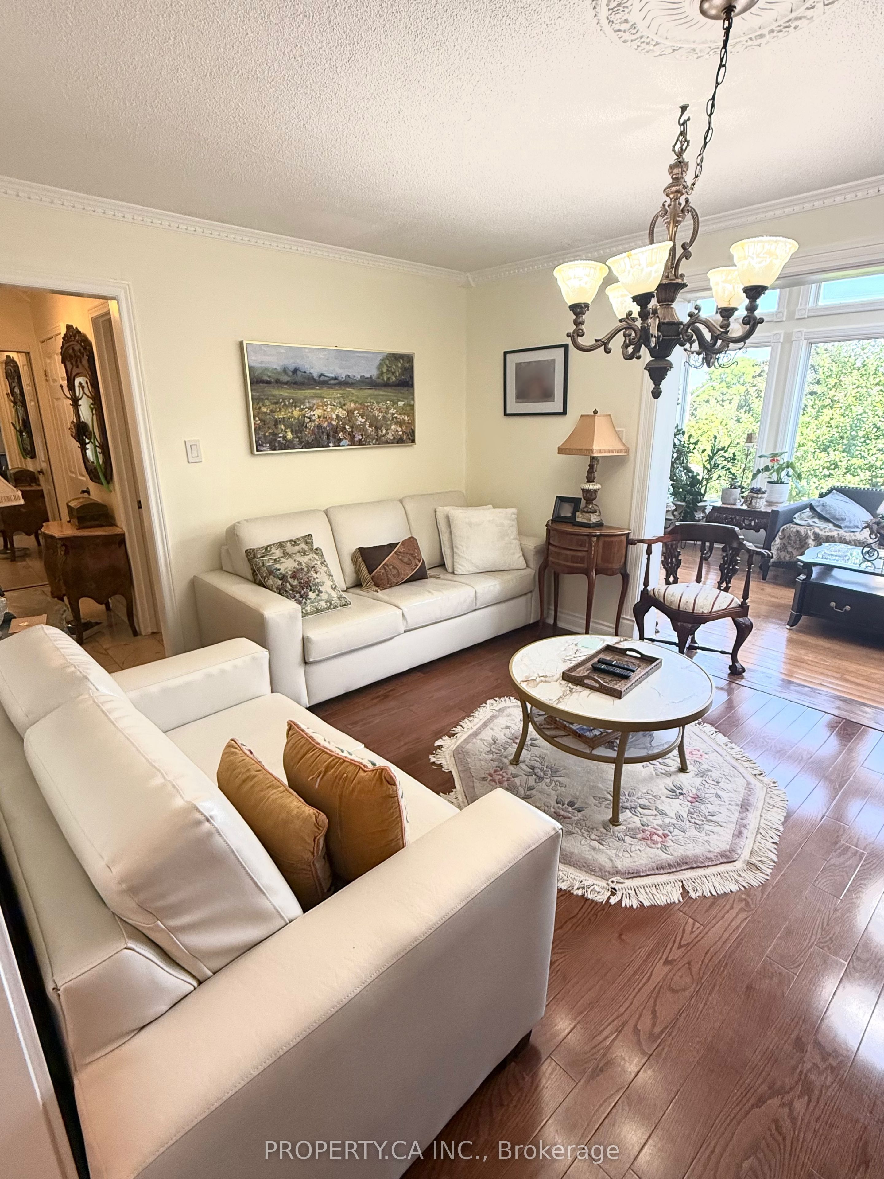 4099 Fieldgate Drive #Room 2, Mississauga, ON L4W 2C6 photo 3