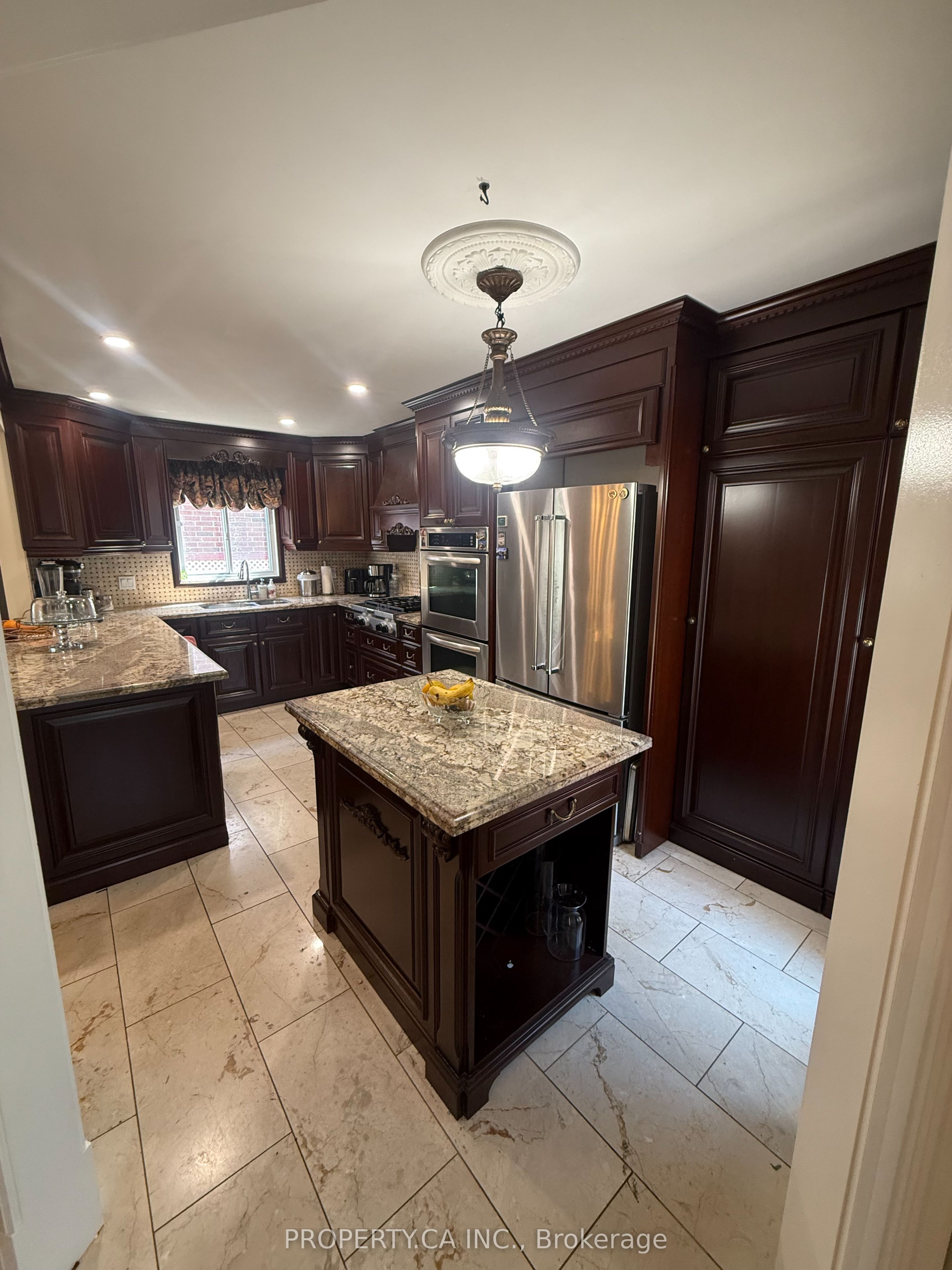 4099 Fieldgate Drive #Room 2, Mississauga, ON L4W 2C6 photo 4