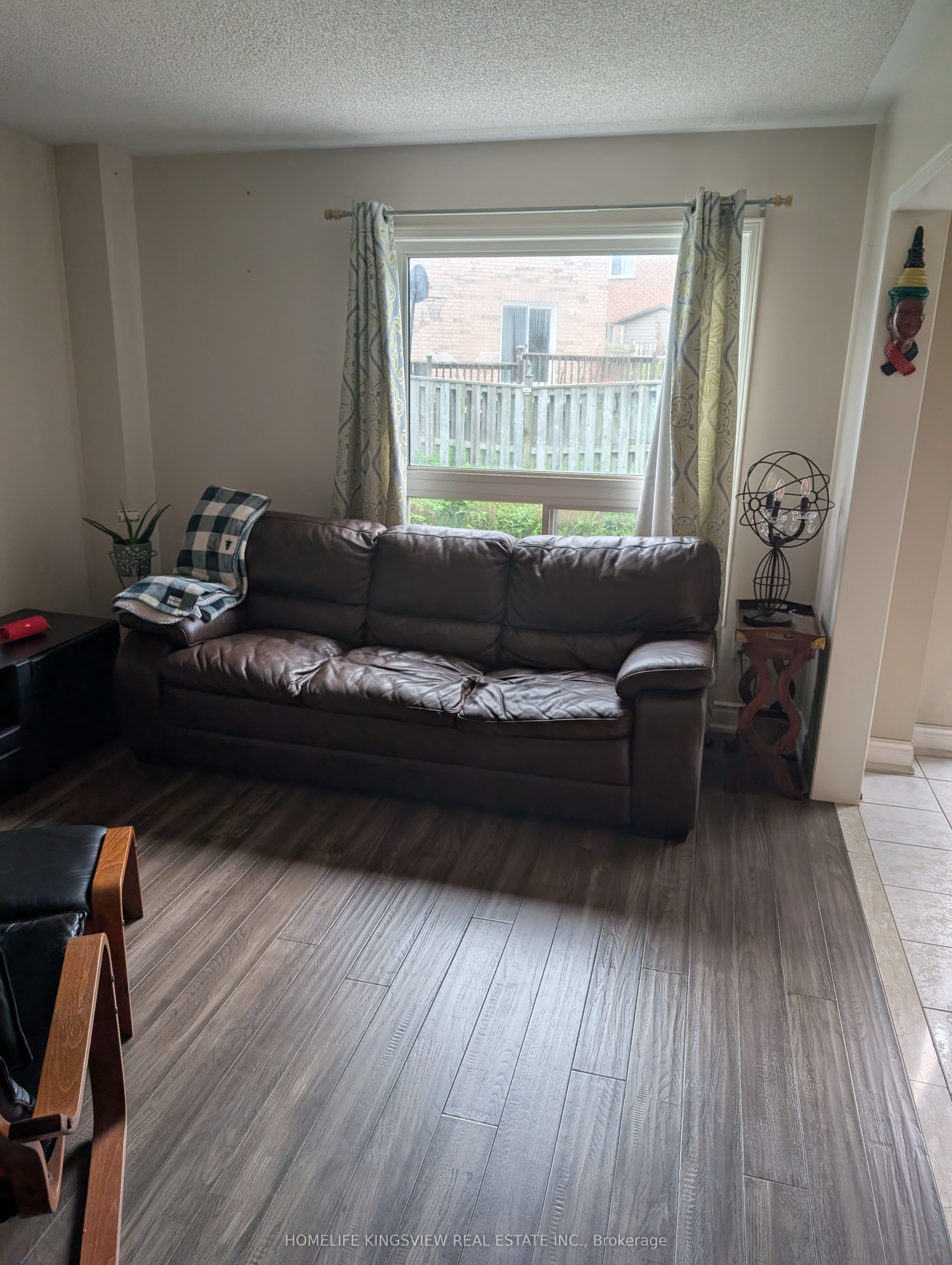 24 Farthingale Crescent, Brampton, ON L7A 1R3 photo 5