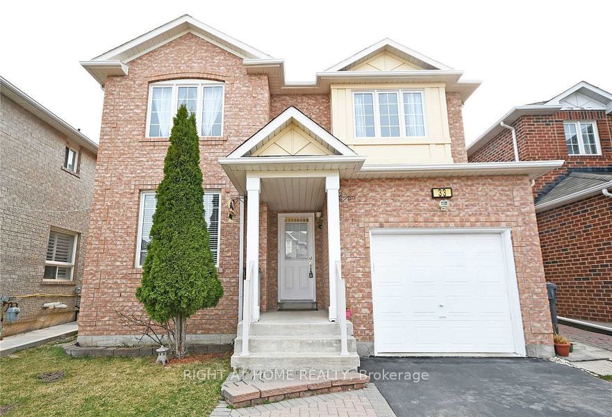 33 SCHOONER Drive UPPER, Brampton, ON L7A 3H3
