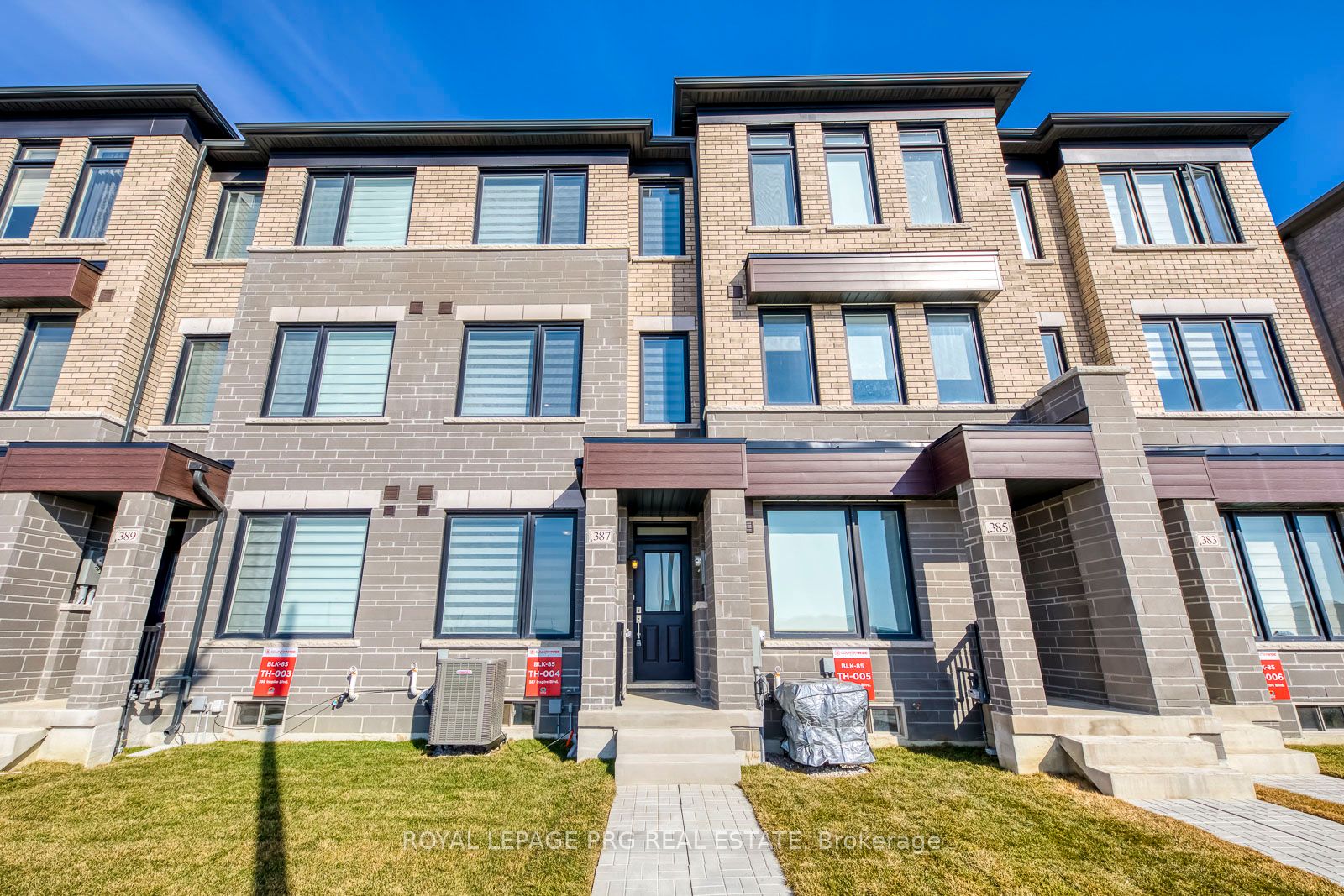 387 Inspire Boulevard W, Brampton, ON L6R 4E4 photo 2