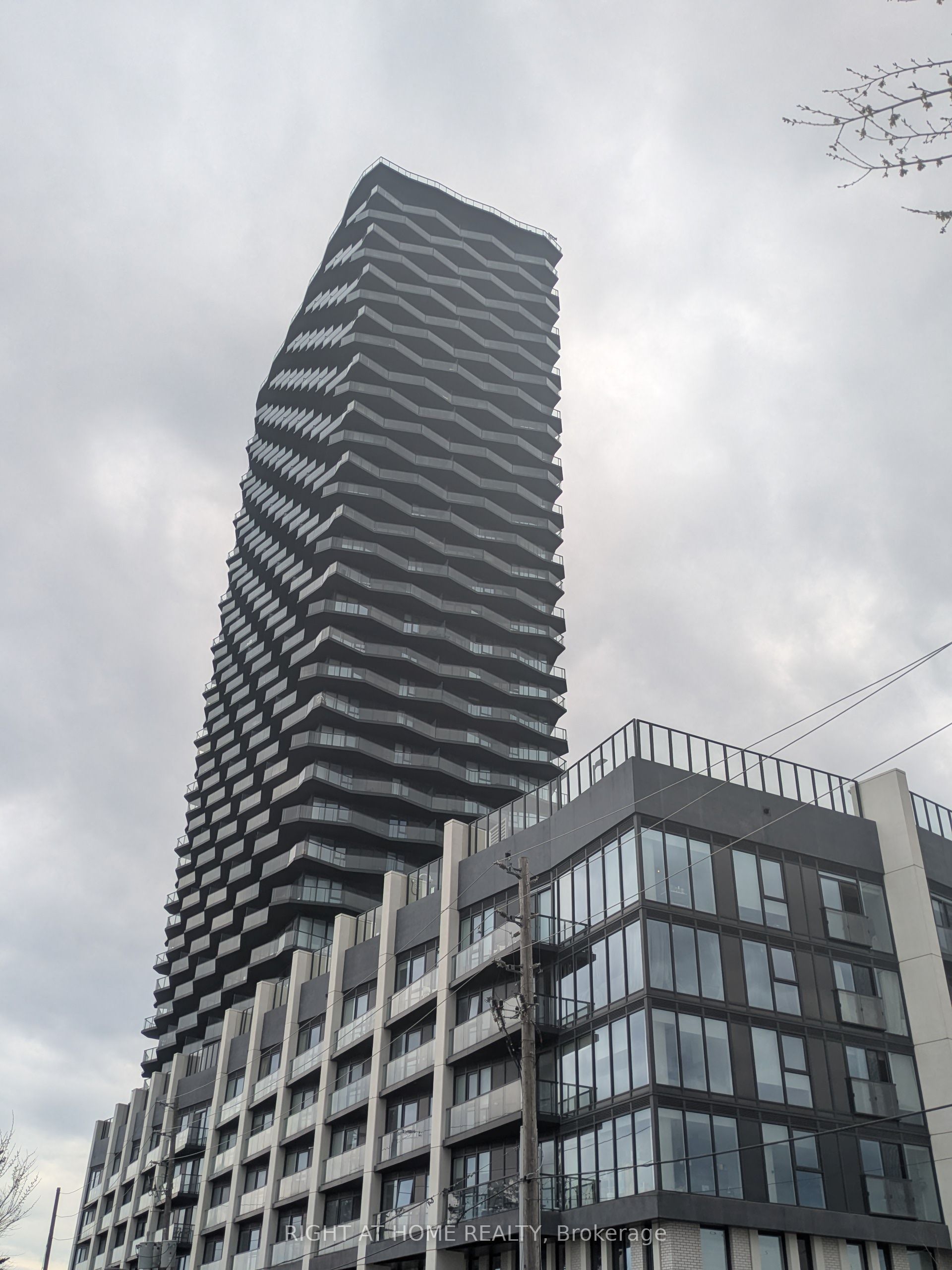 36 Zorra Street 2210, Toronto, ON M8Z 0G5