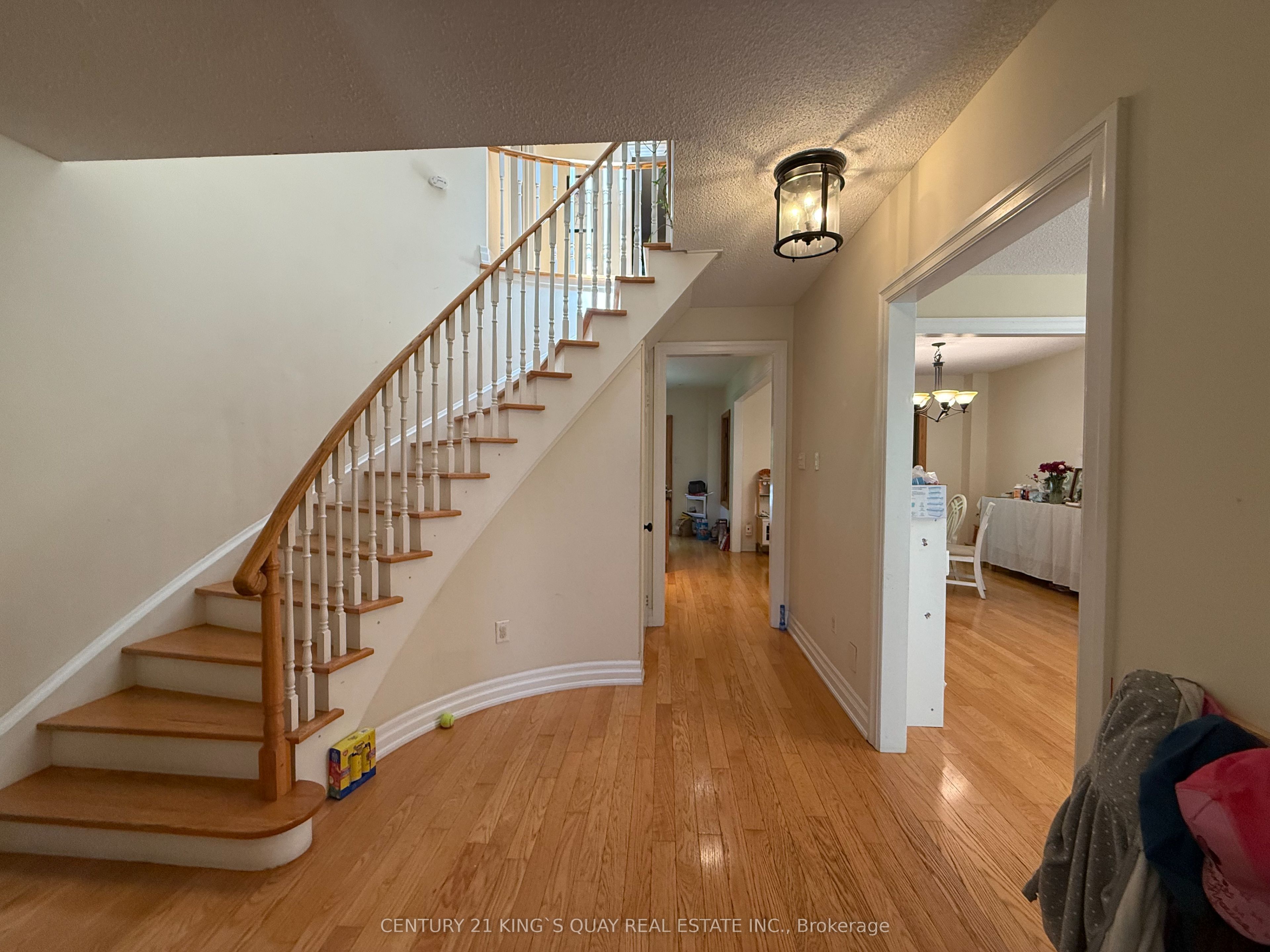 412 Freeman Crescent, Oakville, ON L6H 4R3 photo 3