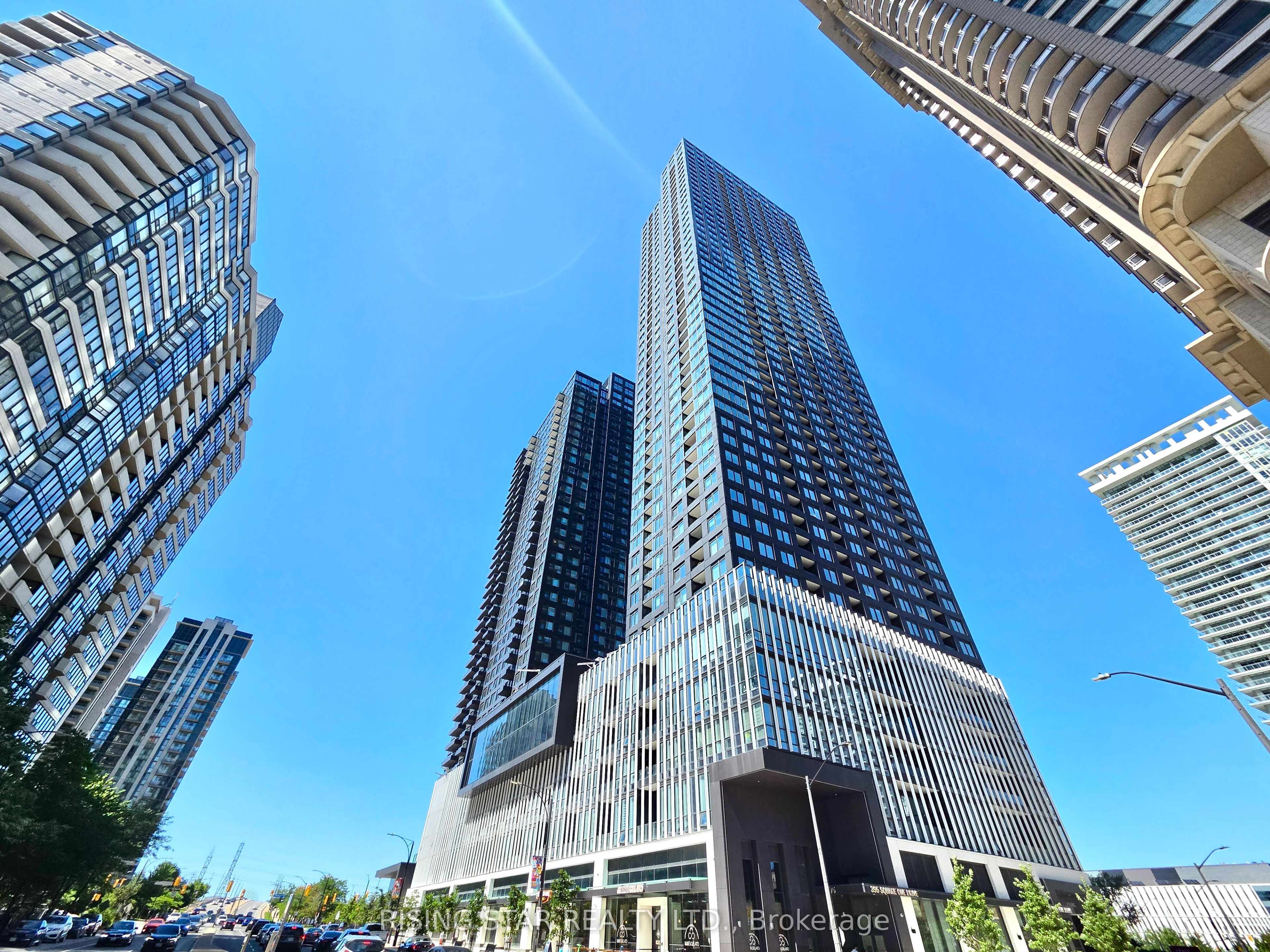 395 E Square One Drive NE 3703, Mississauga, ON L5B 0P6 photo 2