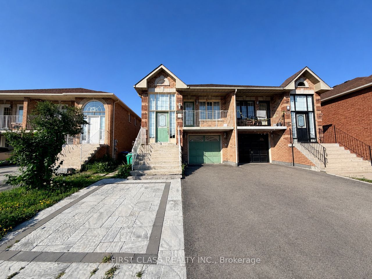 5323 Red Brush Drive Upper, Mississauga, ON L4Z 3Z5