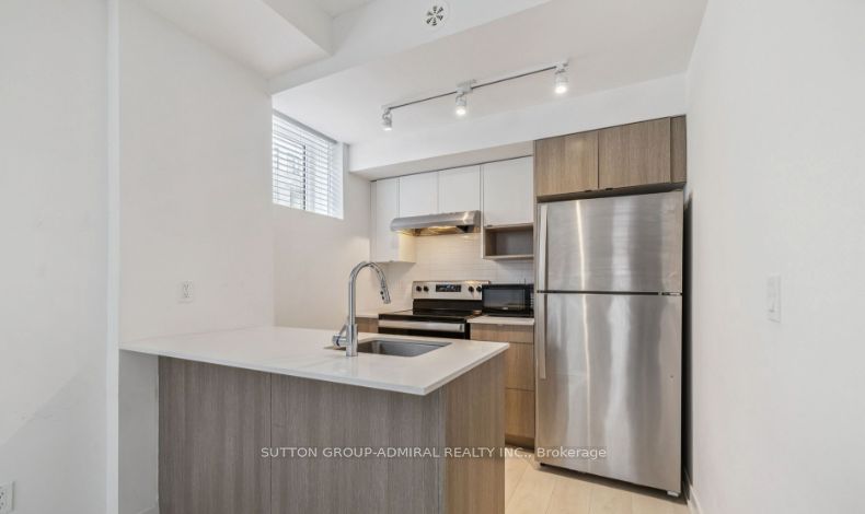 1133 Cooke Boulevard N 817, Burlington, ON L7T 4A8 photo 5