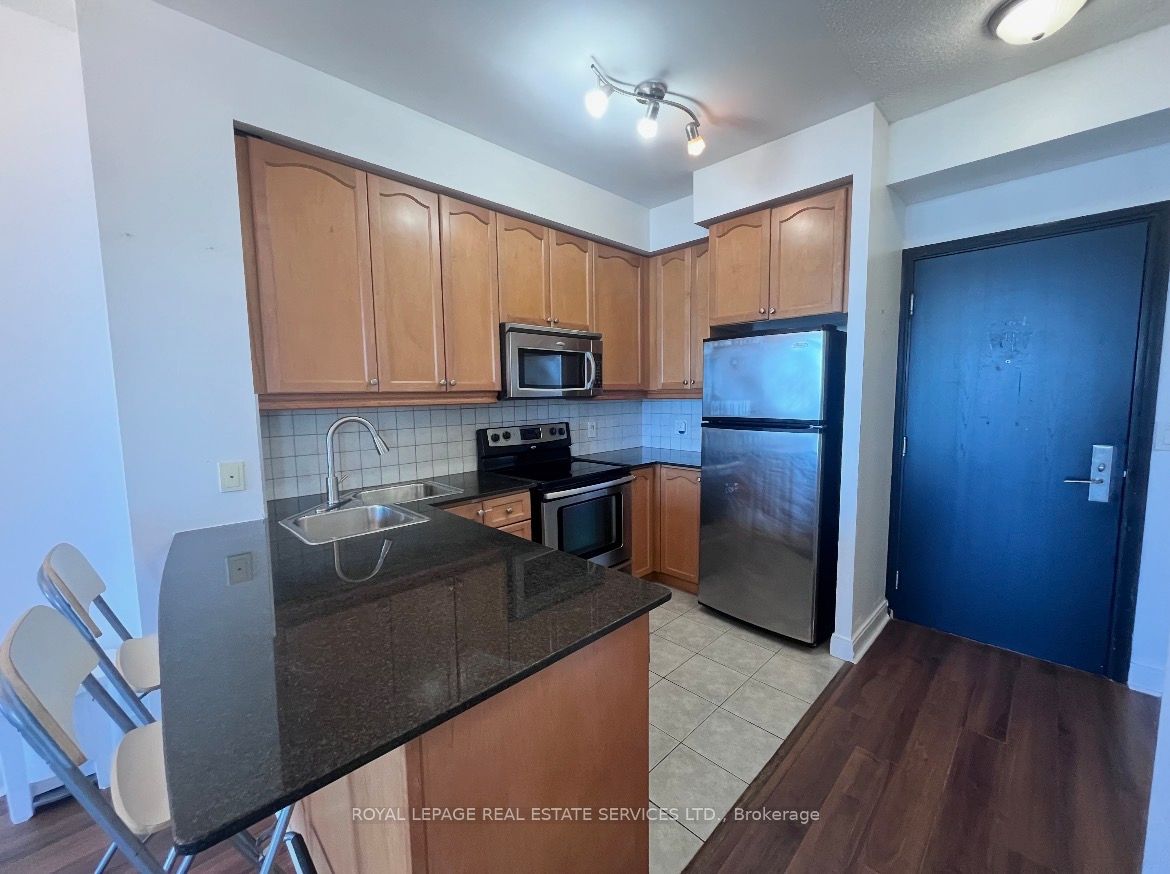 80 Absolute Avenue 1110, Mississauga, ON L4Z 0A4 photo 3