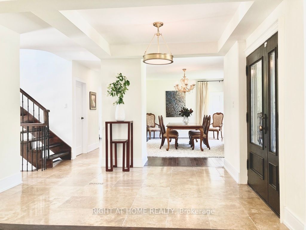 471 Country Club Crescent, Mississauga, ON L5J 2P9 photo 5