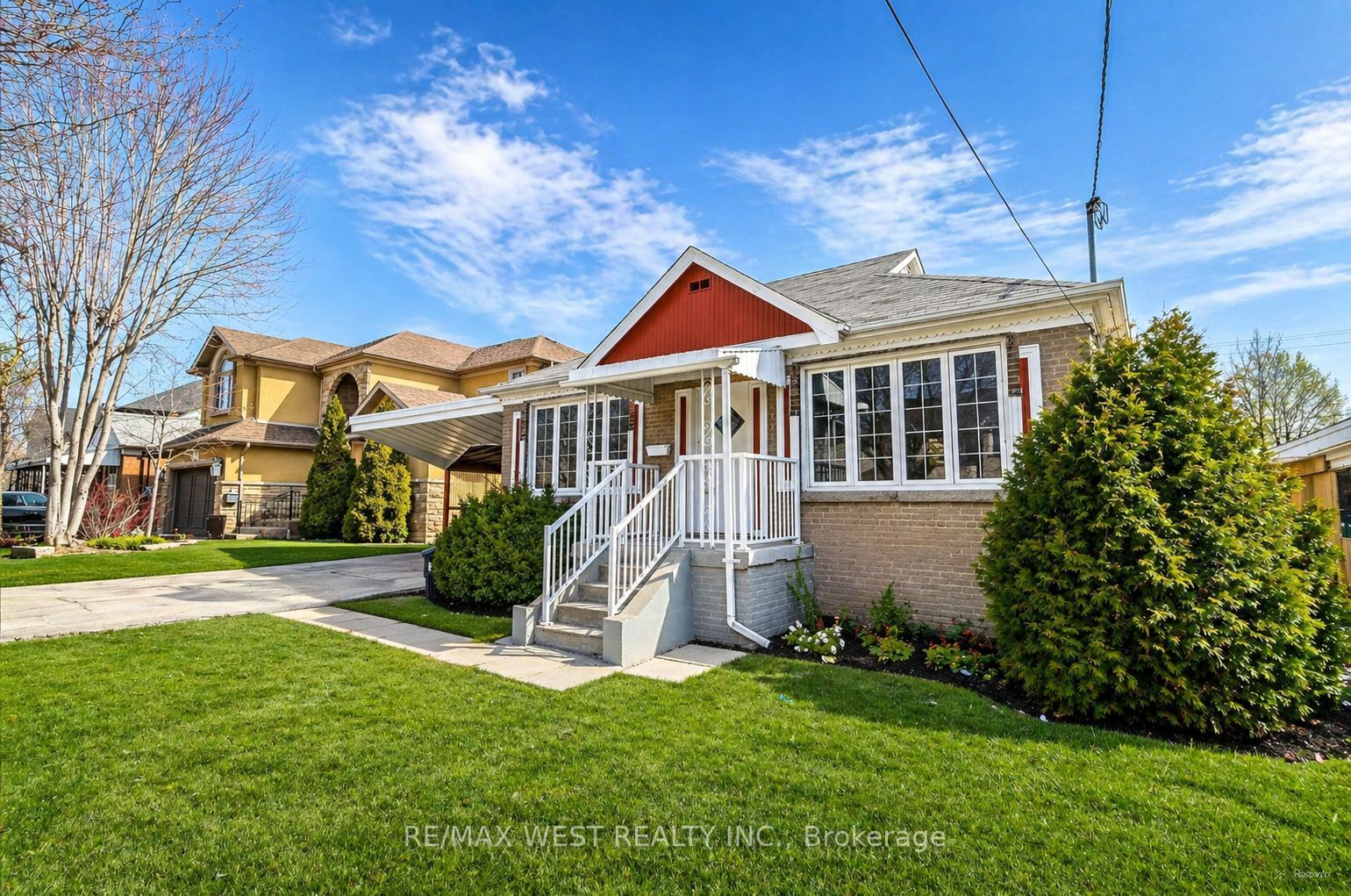 7 Highland Hill, Toronto, ON M9A 2P7 photo 3