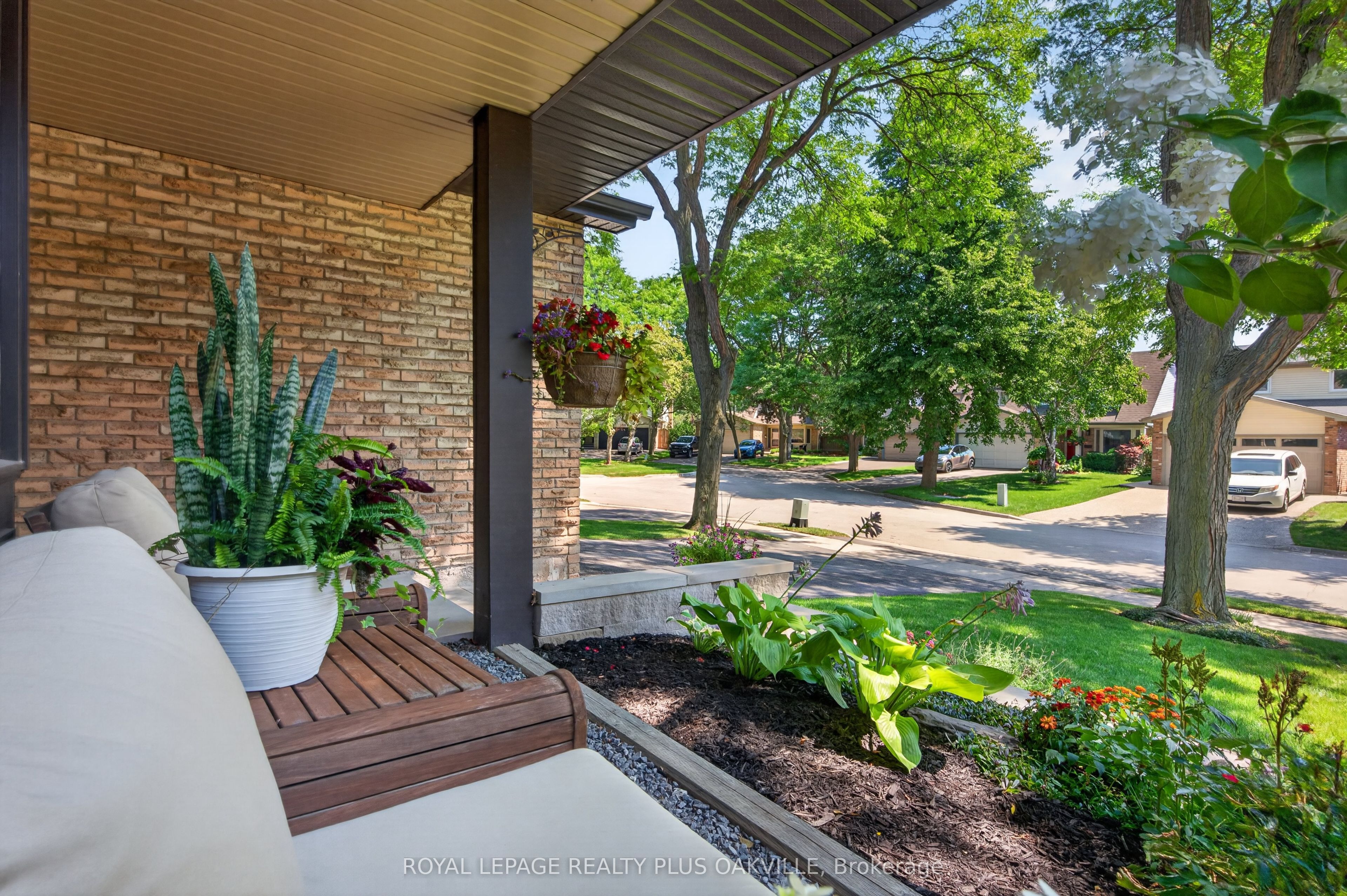 1087 Fairbanks Place, Oakville, ON L6H 2X1 photo 3