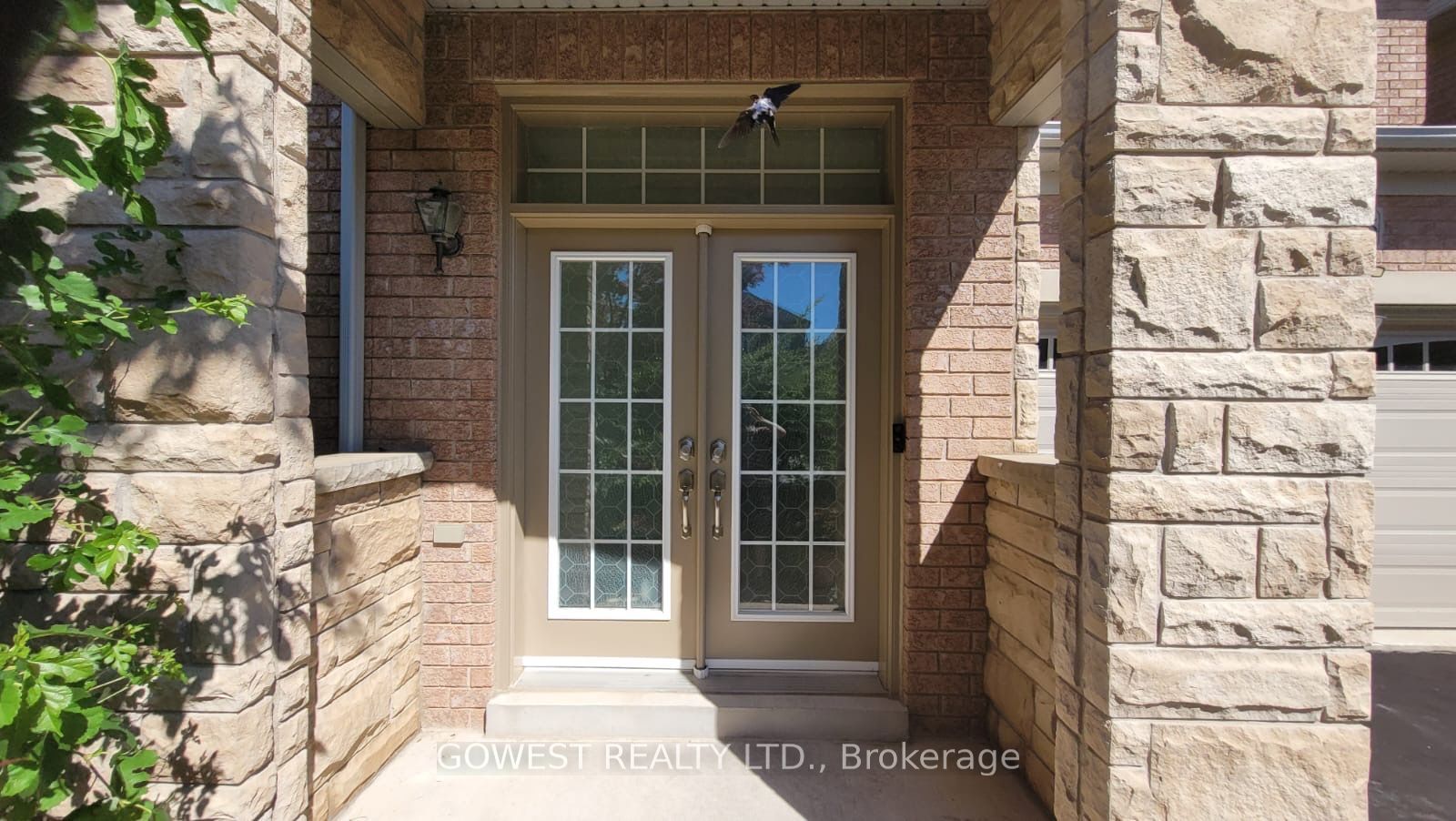3045 Ferguson Drive, Burlington, ON L7M 0G5 photo 4