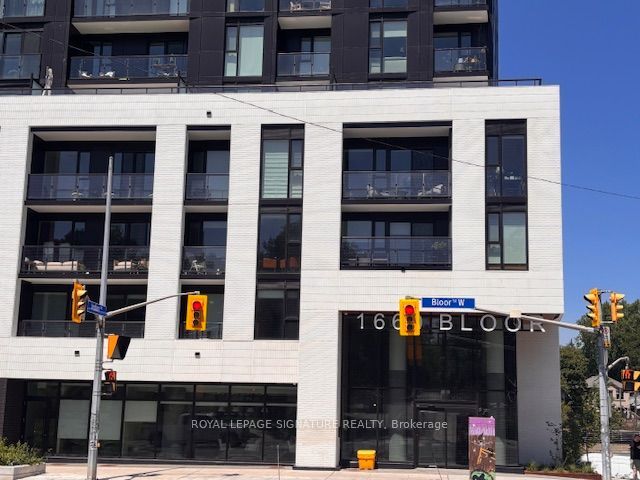 1660 Bloor Street W 612, Toronto, ON M6P 0C6