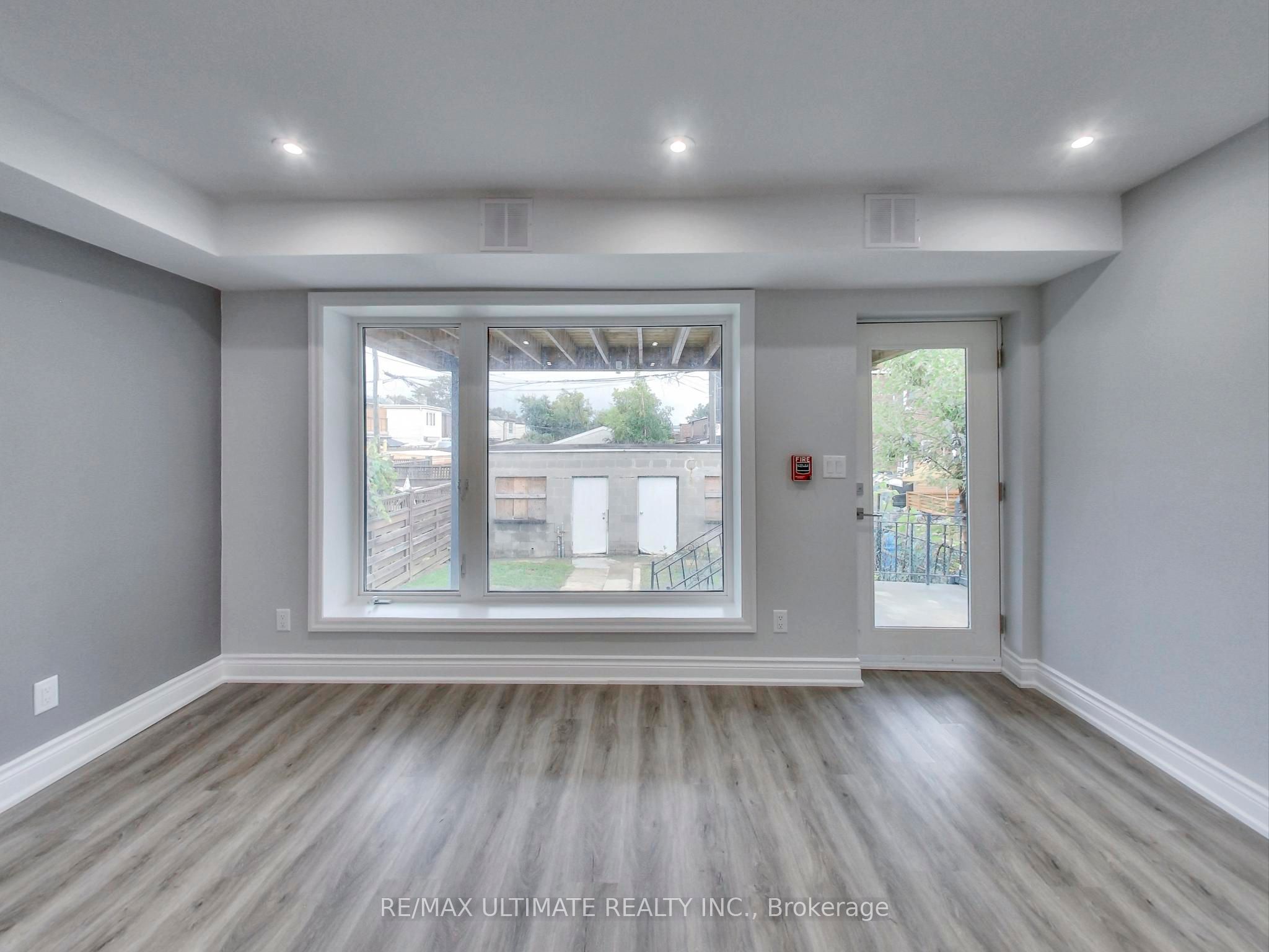 115 Wallace Avenue Apt #1, Toronto, ON M6H 1T8 photo 5