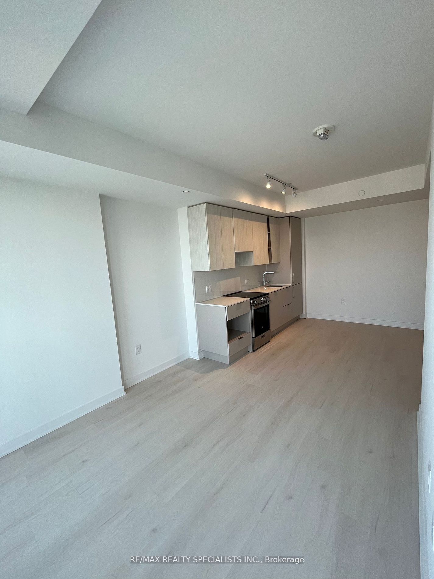 3900 Confederation Parkway 4712, Mississauga, ON L5B 0M3 photo 5